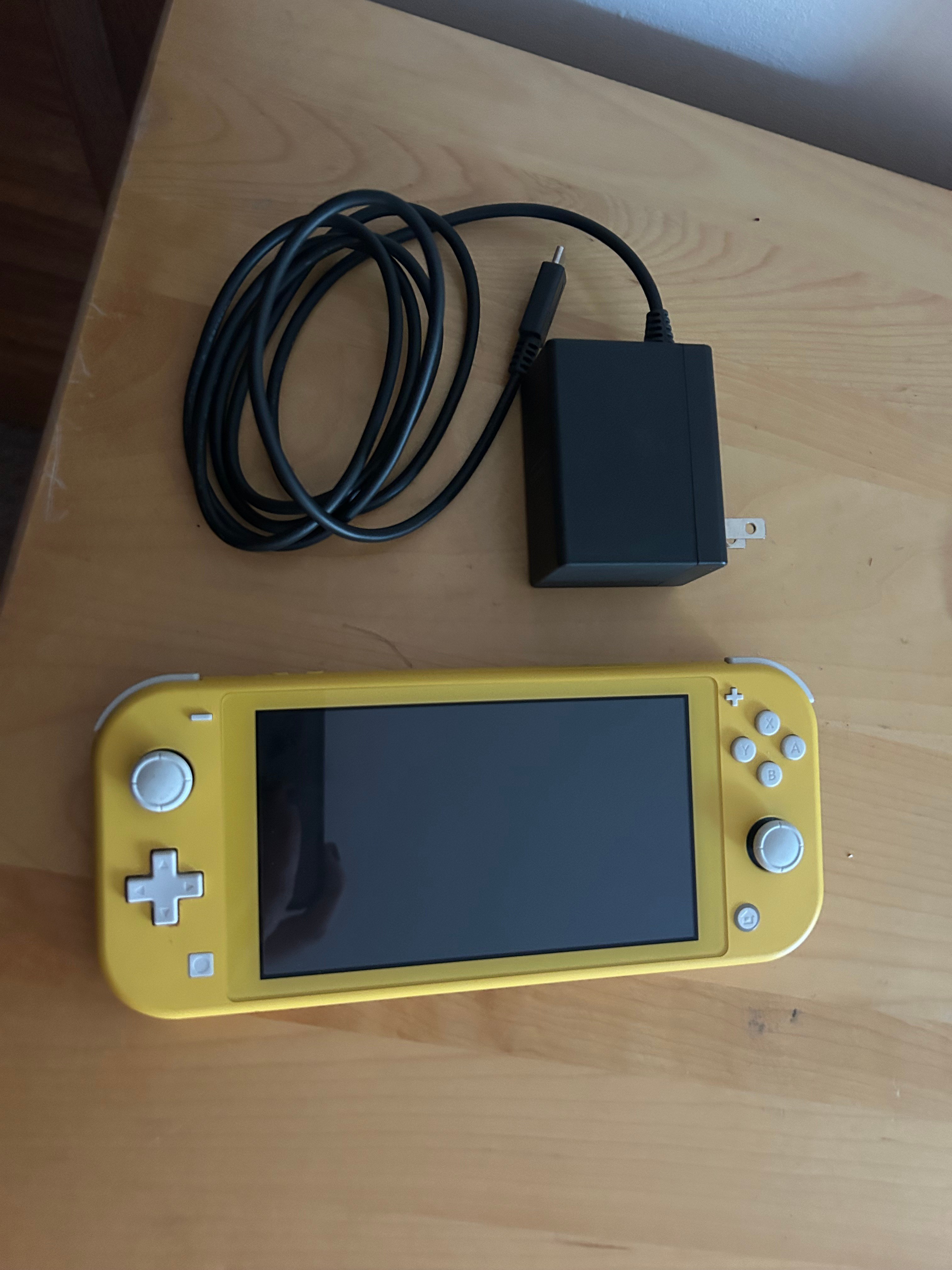 Nintendo Switch Lite Yellow (with charger) - photo 2