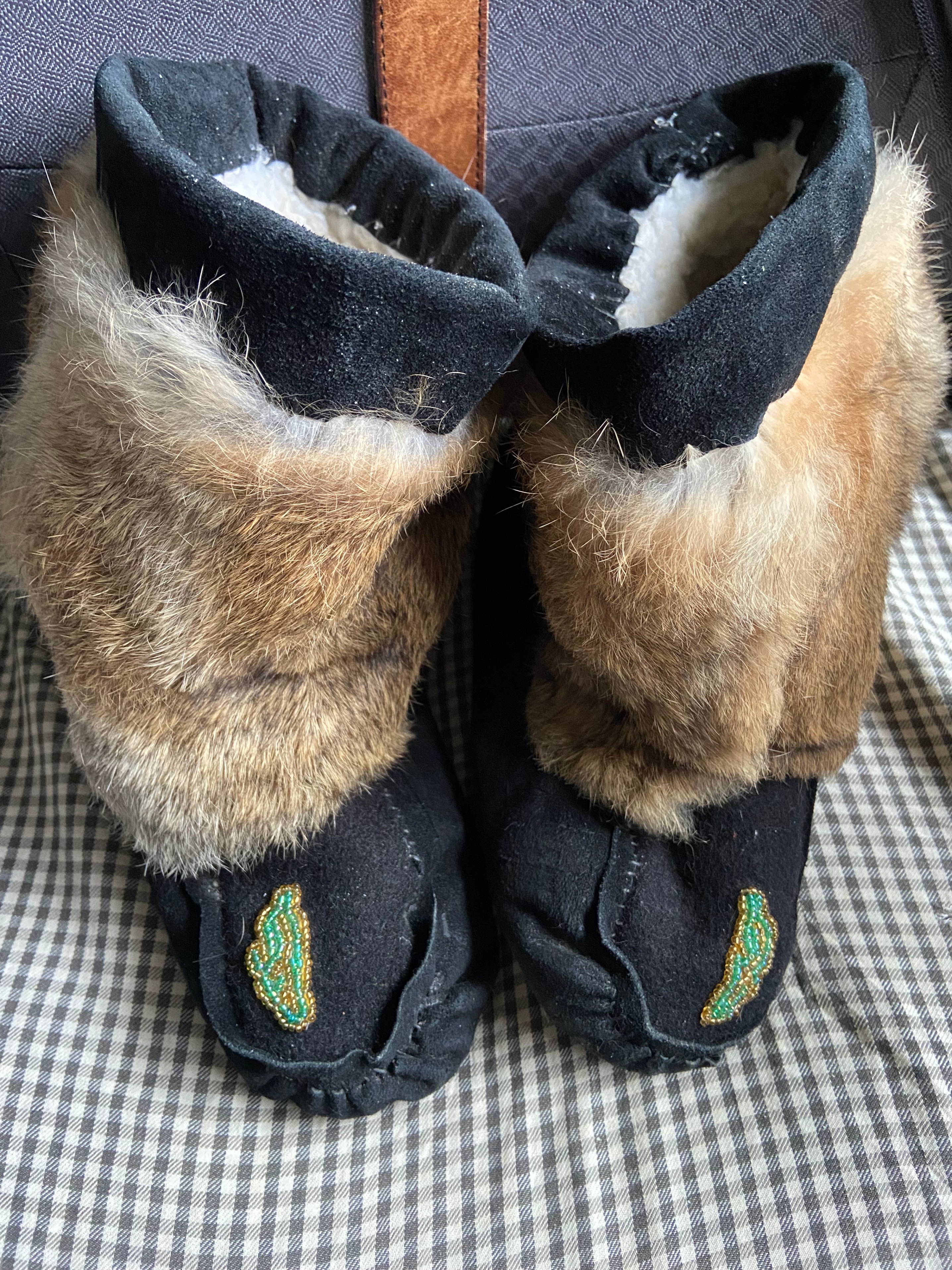 Rabbit Fur Mukluks size 7 Ladies