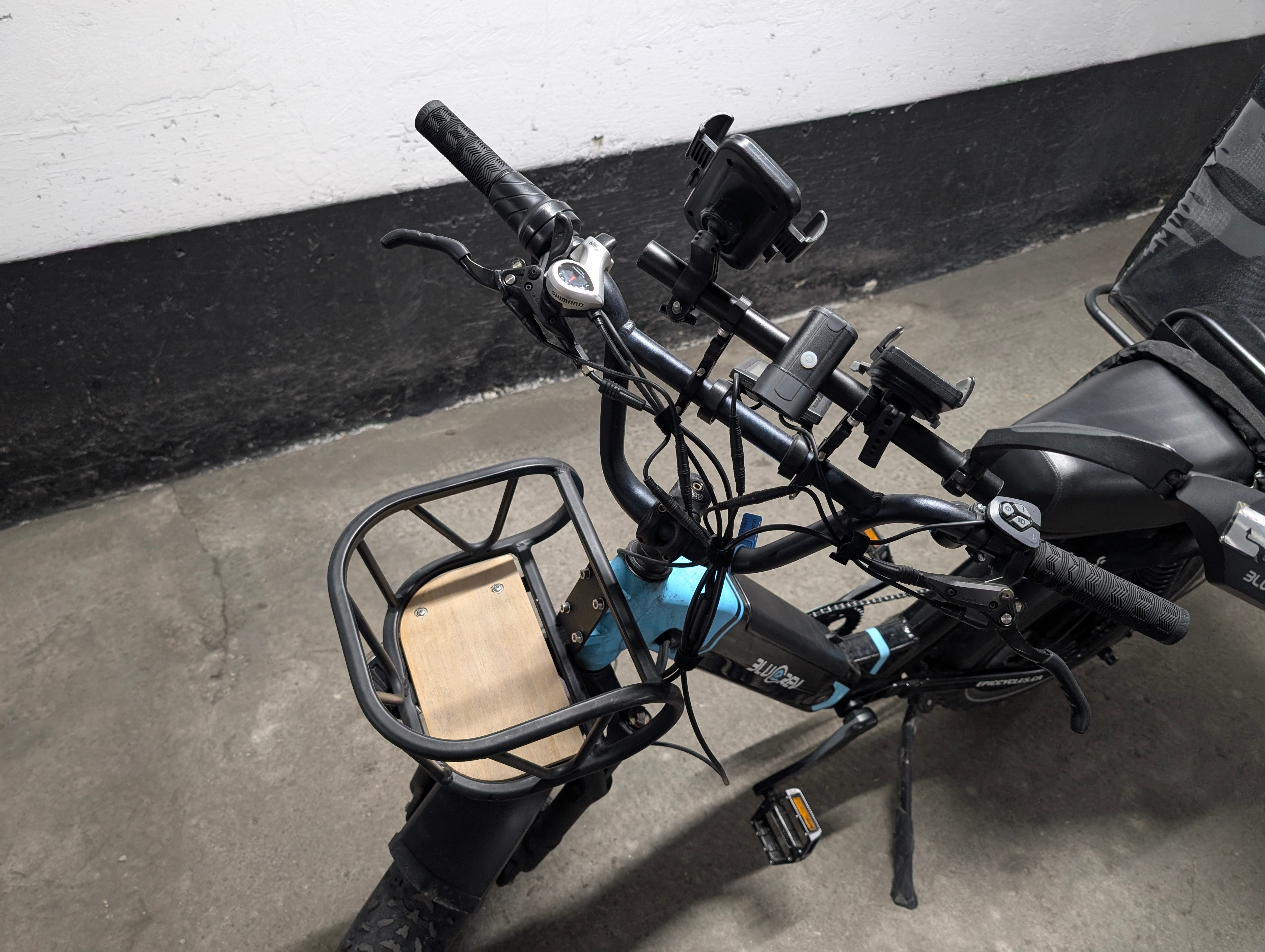 Blu-REV Electric Bike with Front Basket - photo 2