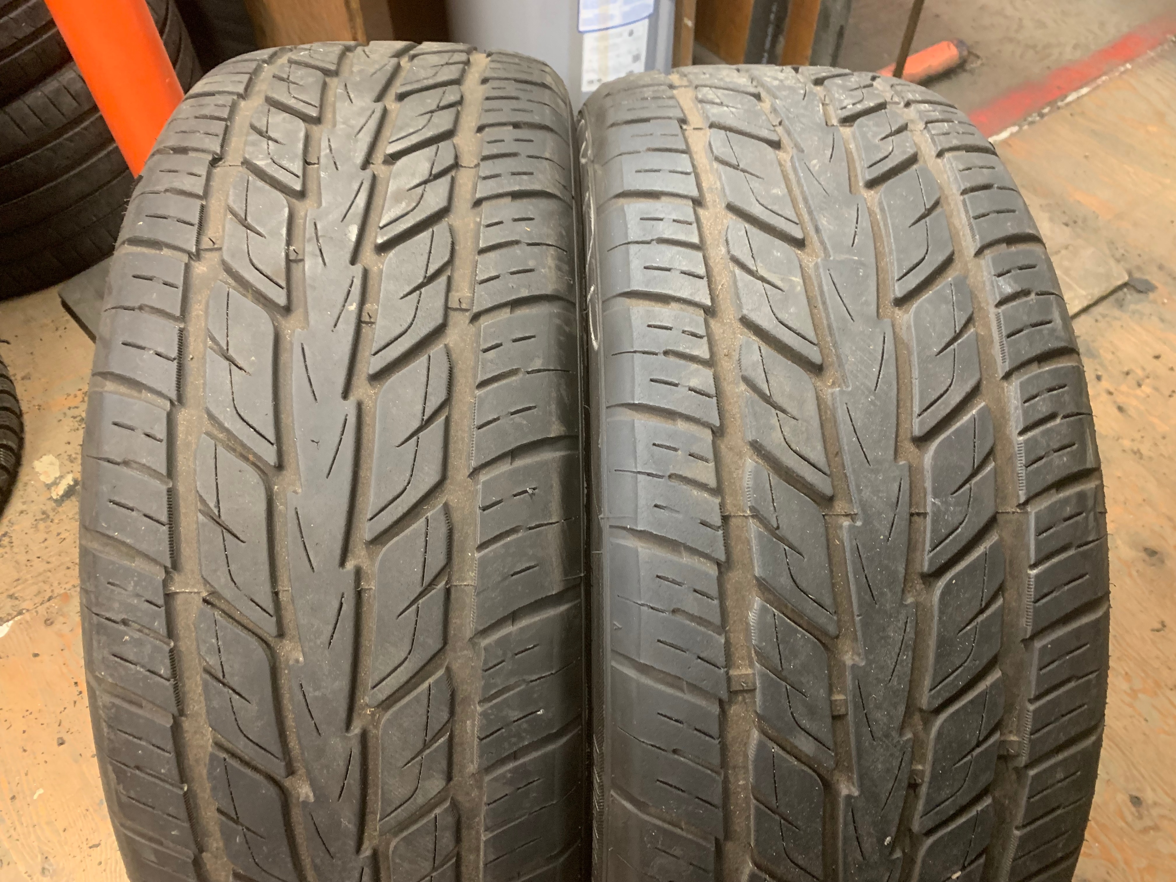 Pair of 275/40/22 XL 107W M+S Fronway Eurus 07 with 80% tread
