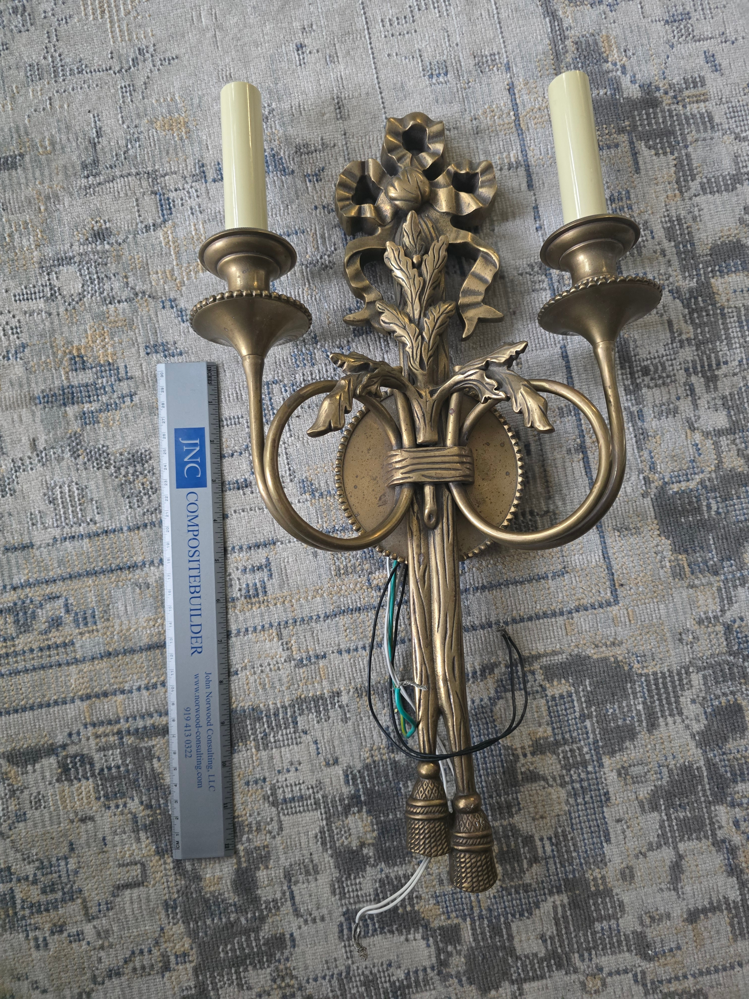 Vintage brass wall sconce (electric light) - photo 2