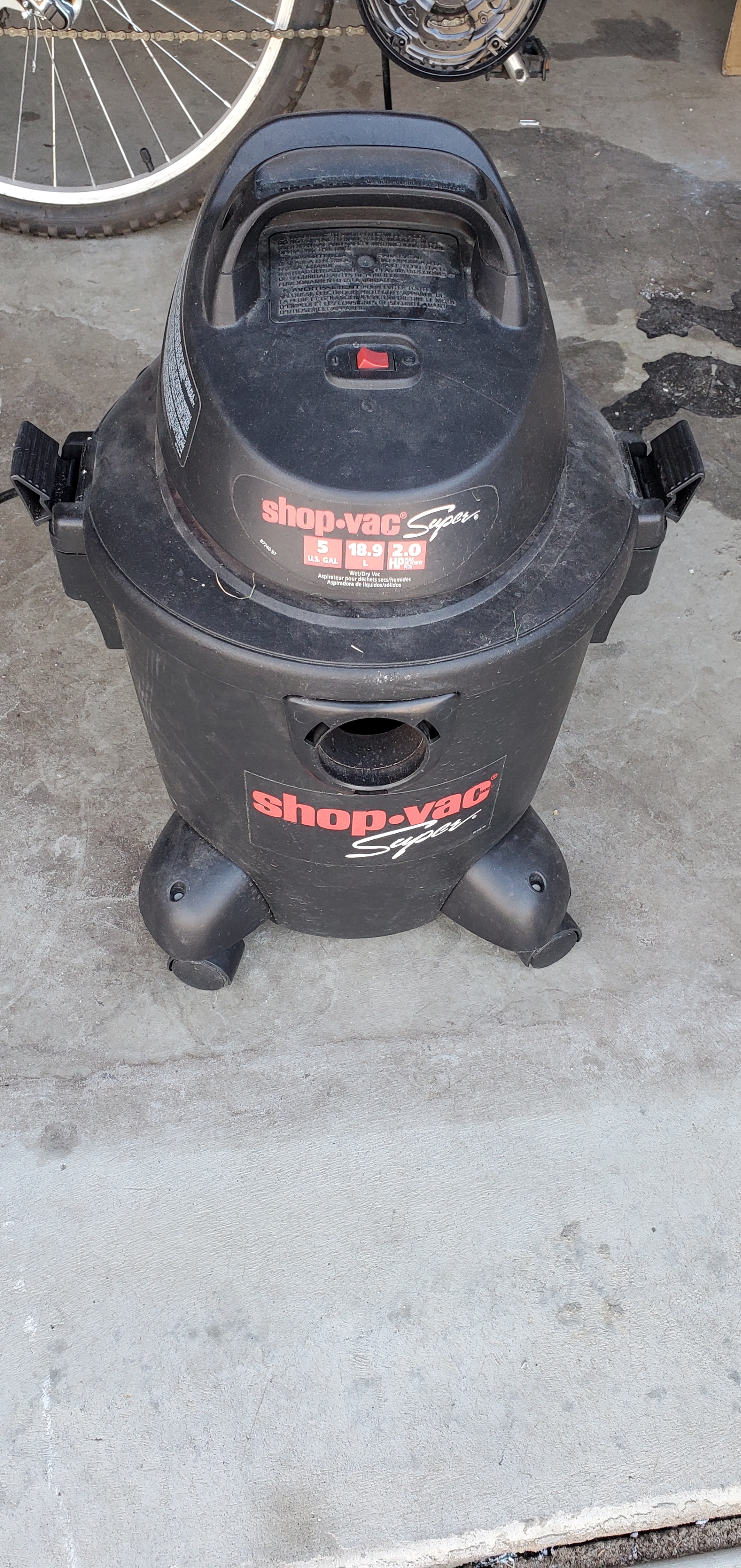 Shop vac Wet/Dry Vacuum