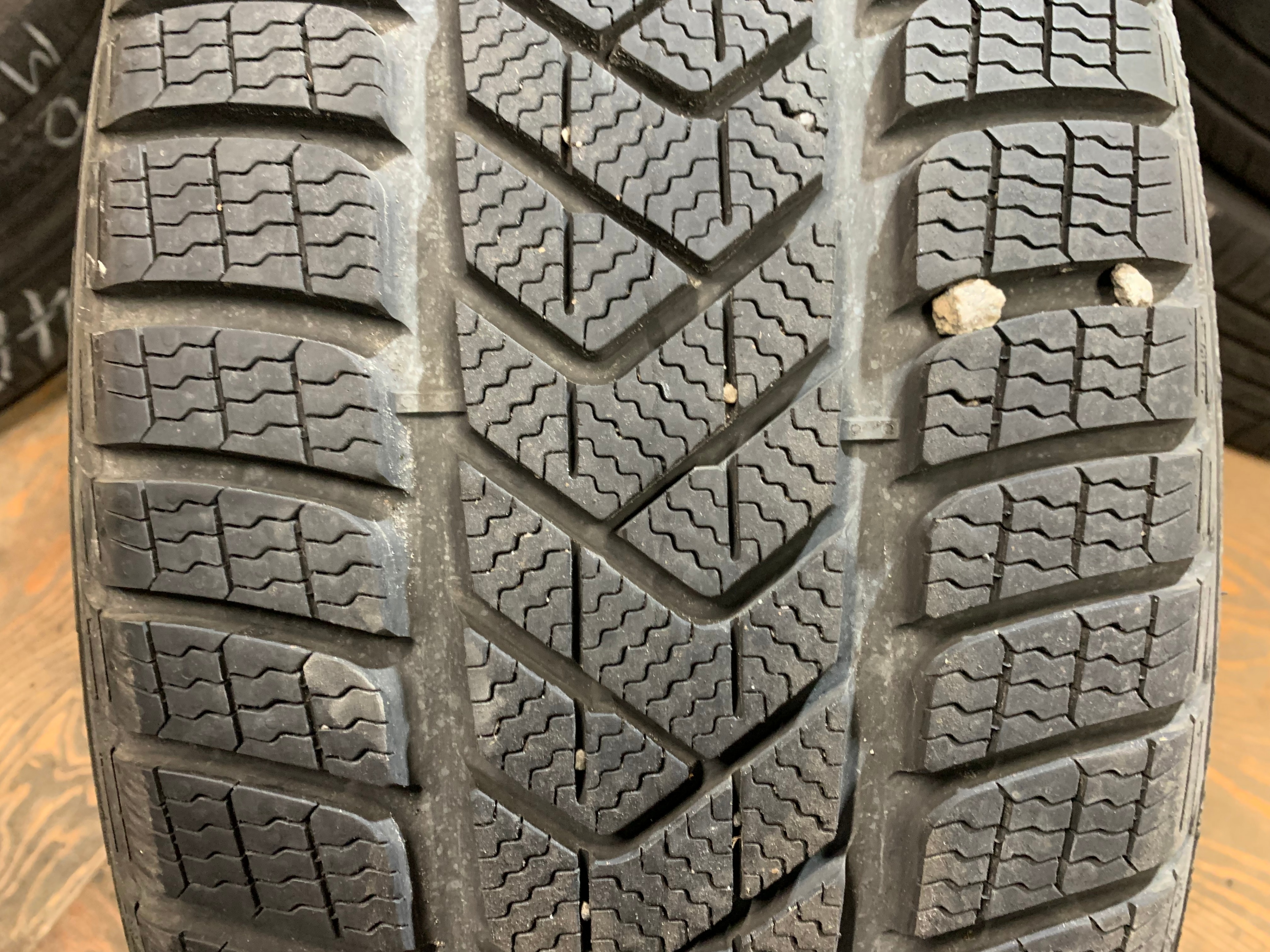 1 X single 255/45/19 M+S Pirelli Sottozero 3 T1 elect w 90% - photo 2