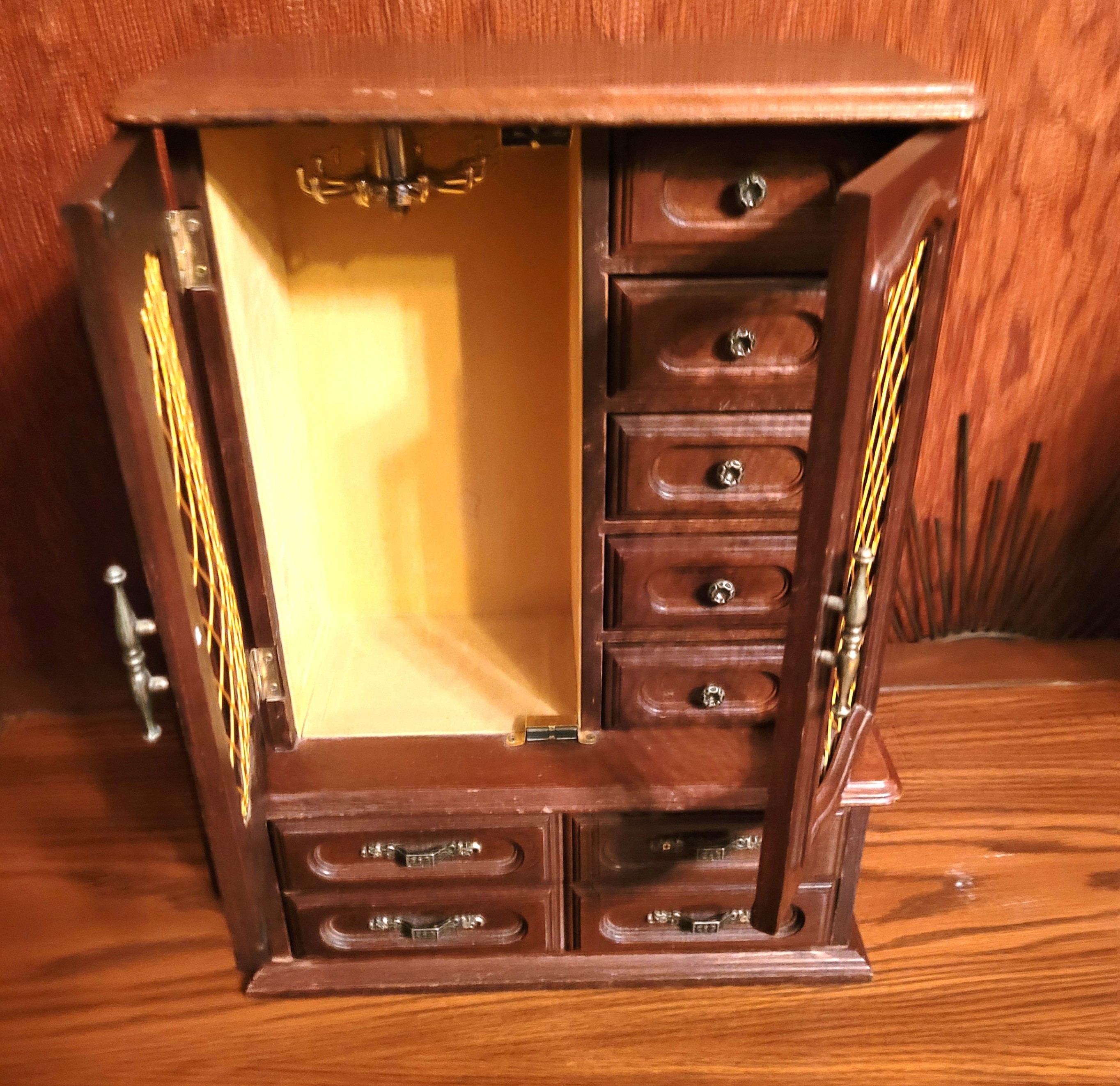 1970s Large Musical Jewelry Armoire Wood Chest Lattice- Japan - photo 3