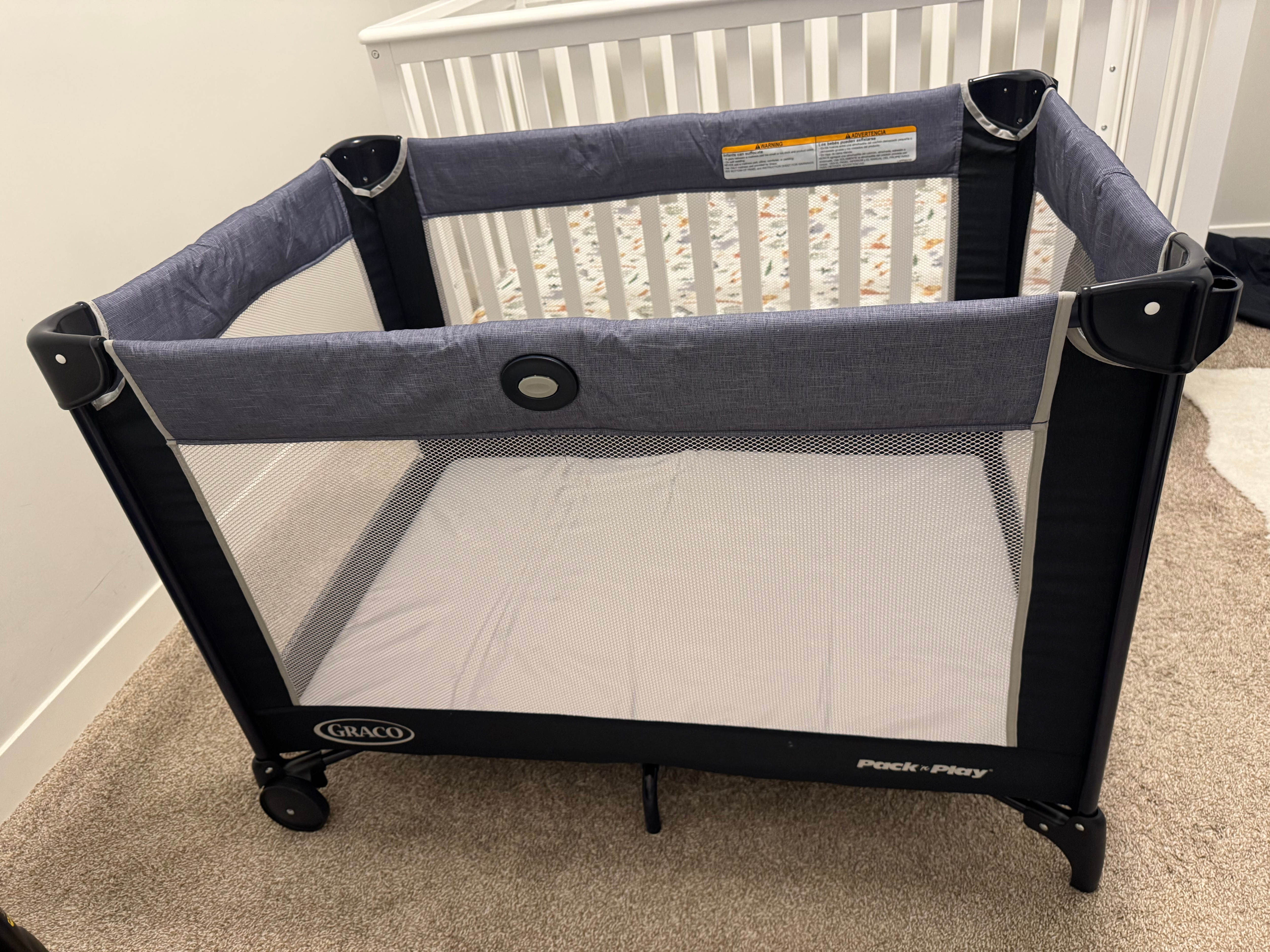 Graco Pack 'n Play Playard Simple Solutions - Hadlee
