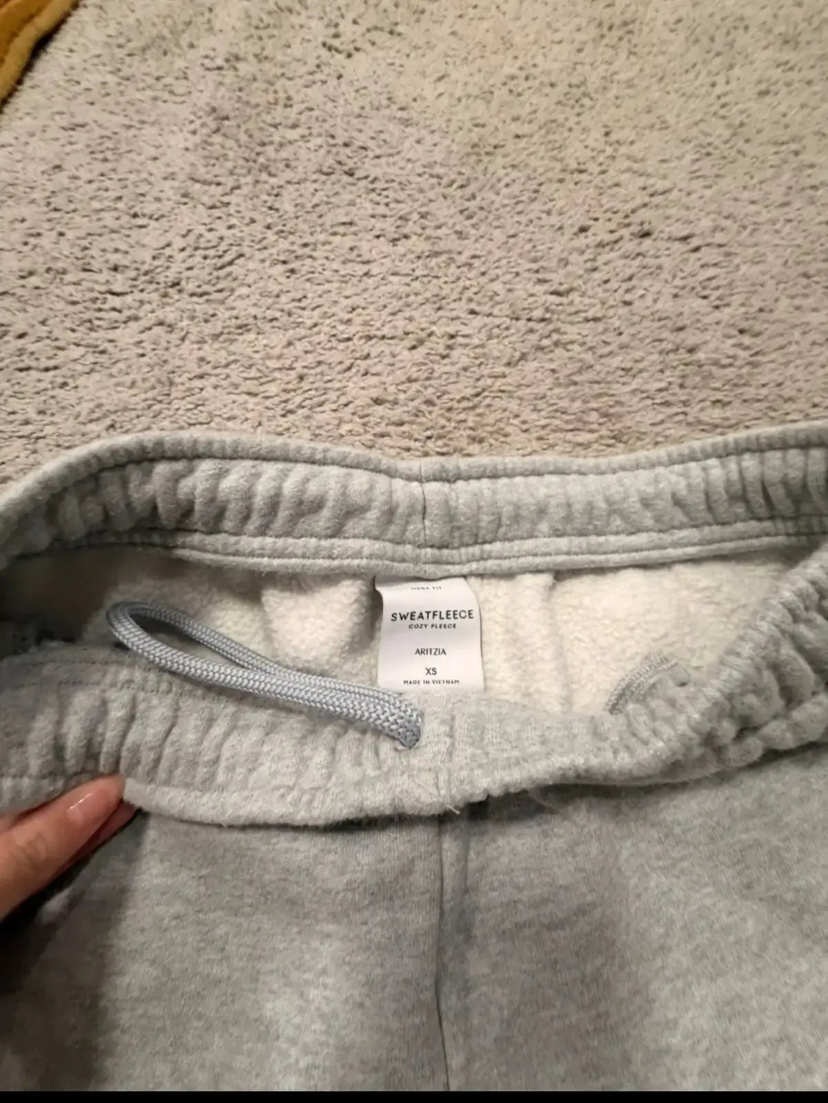 Aritzia Mega Fit Sweat fleece in Grey - photo 2