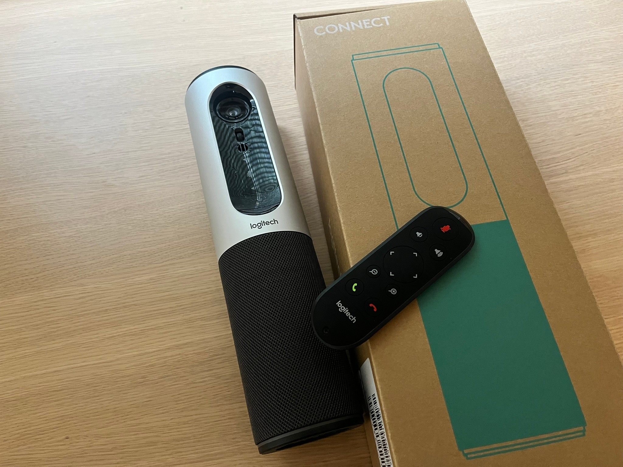 Logitech Connect Portable Conference Webcam - photo 2