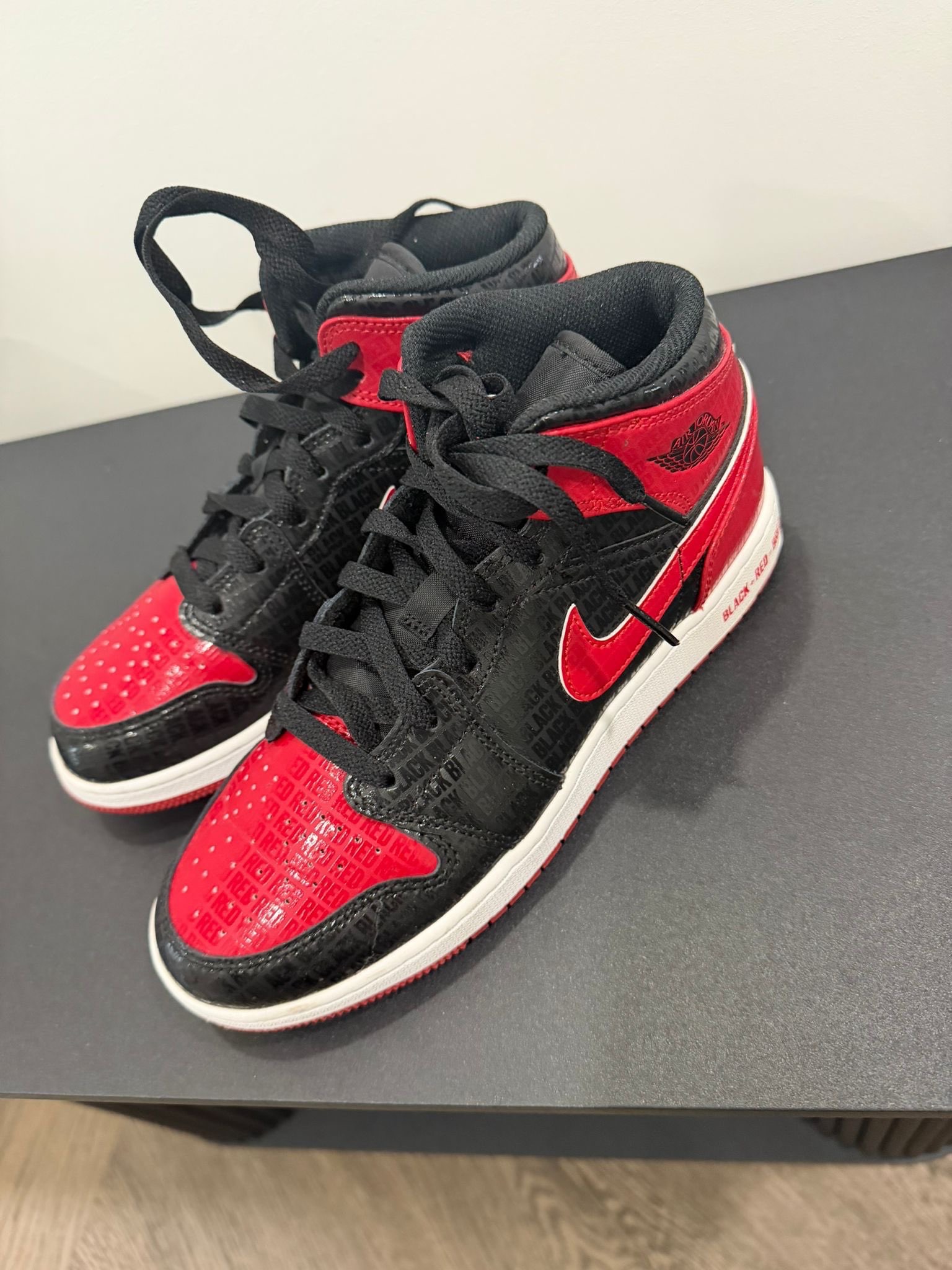 Nike Air Jordan 1 Mid “Bred” GS – Black/Red – Women’s Size 8.5