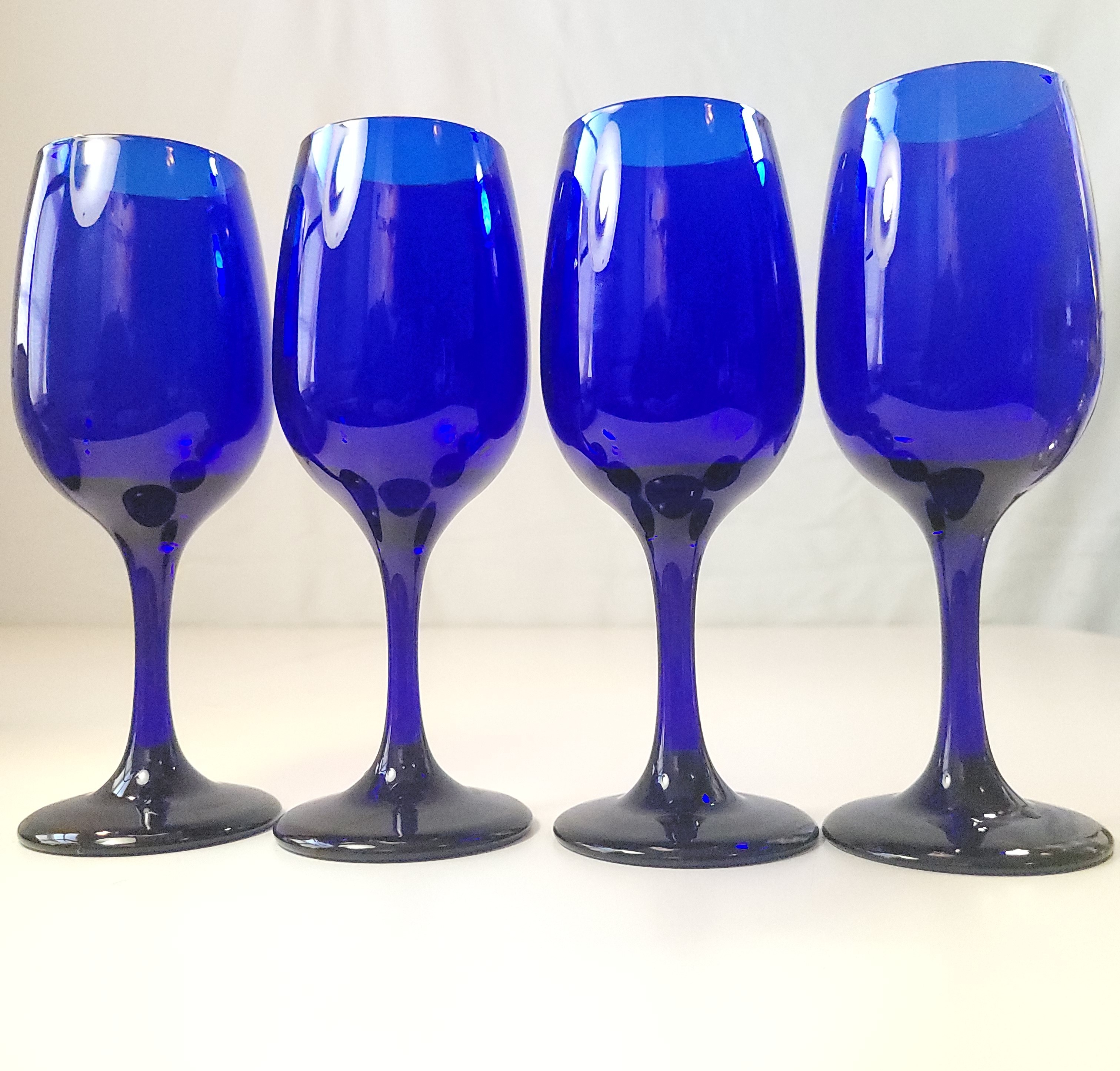 Libbey Cobalt Blue Wine Glasses Premiere Stemware Original Box