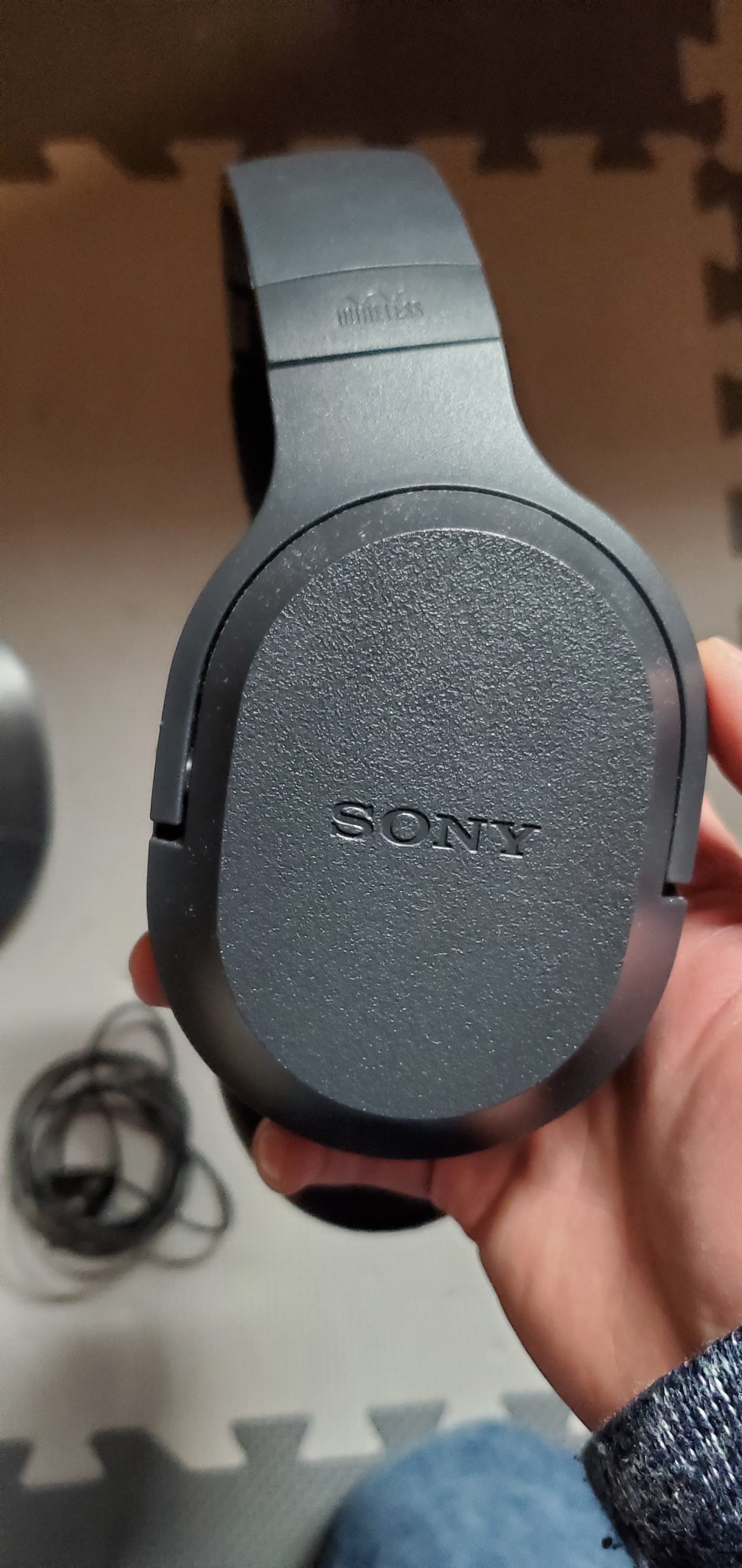 Sony Wireless Home Theater Headphone / Transmitter - photo 4