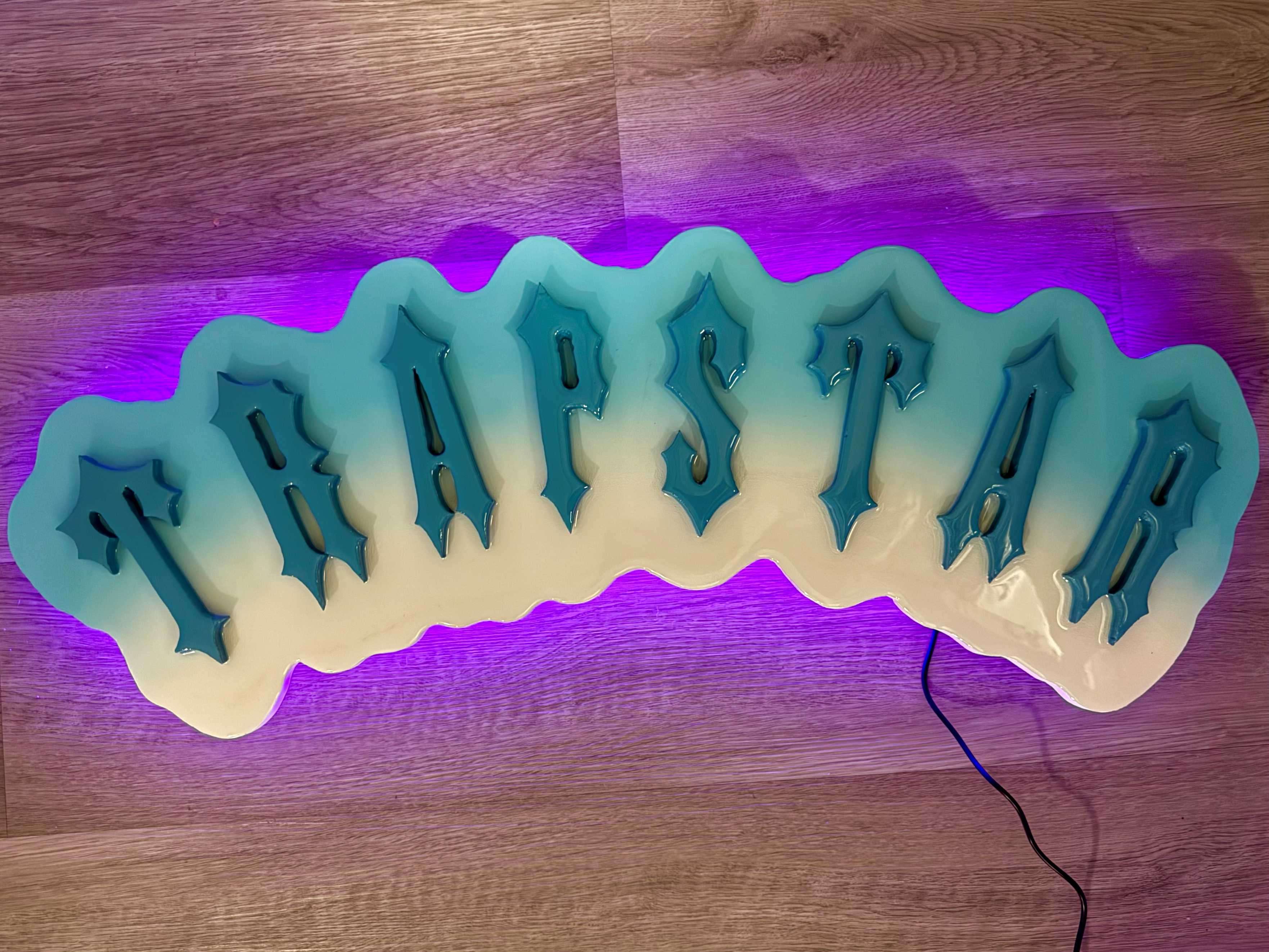 Trapstar wall art/light