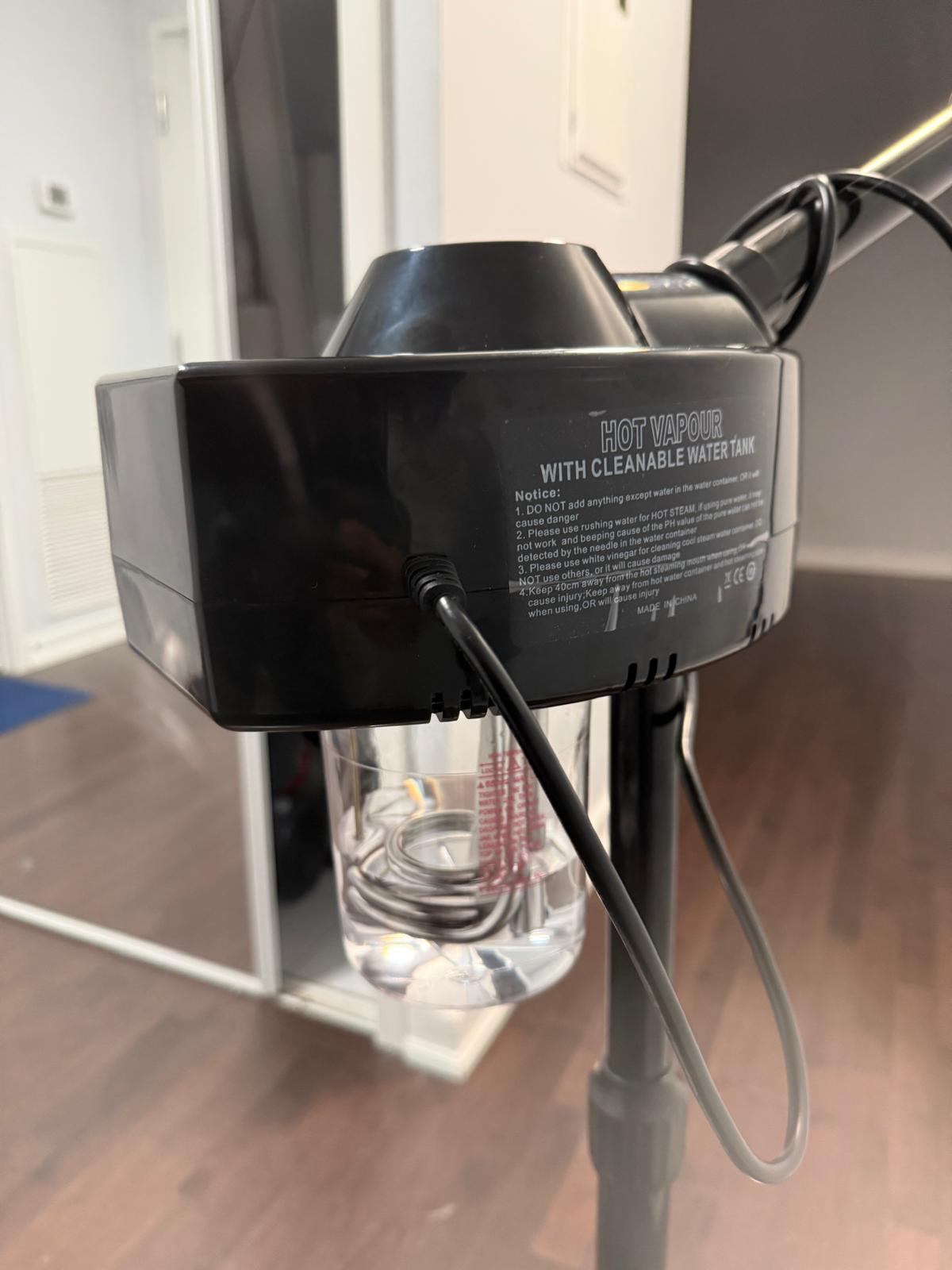 Brand New FLOLXNB Hot Vapour Facial Steamer Machine - photo 3