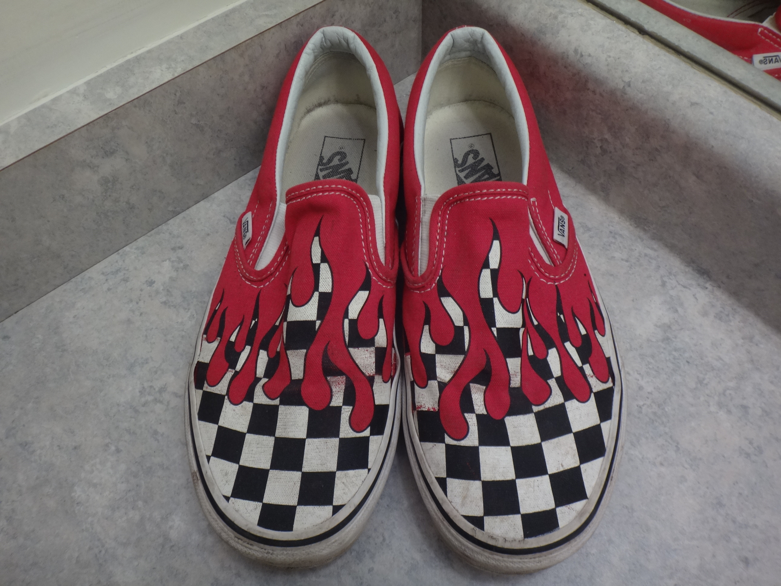 ✅♻️VANS Men's 7.5 / Women's 9 Checkerboard Flames Slip On Shoes