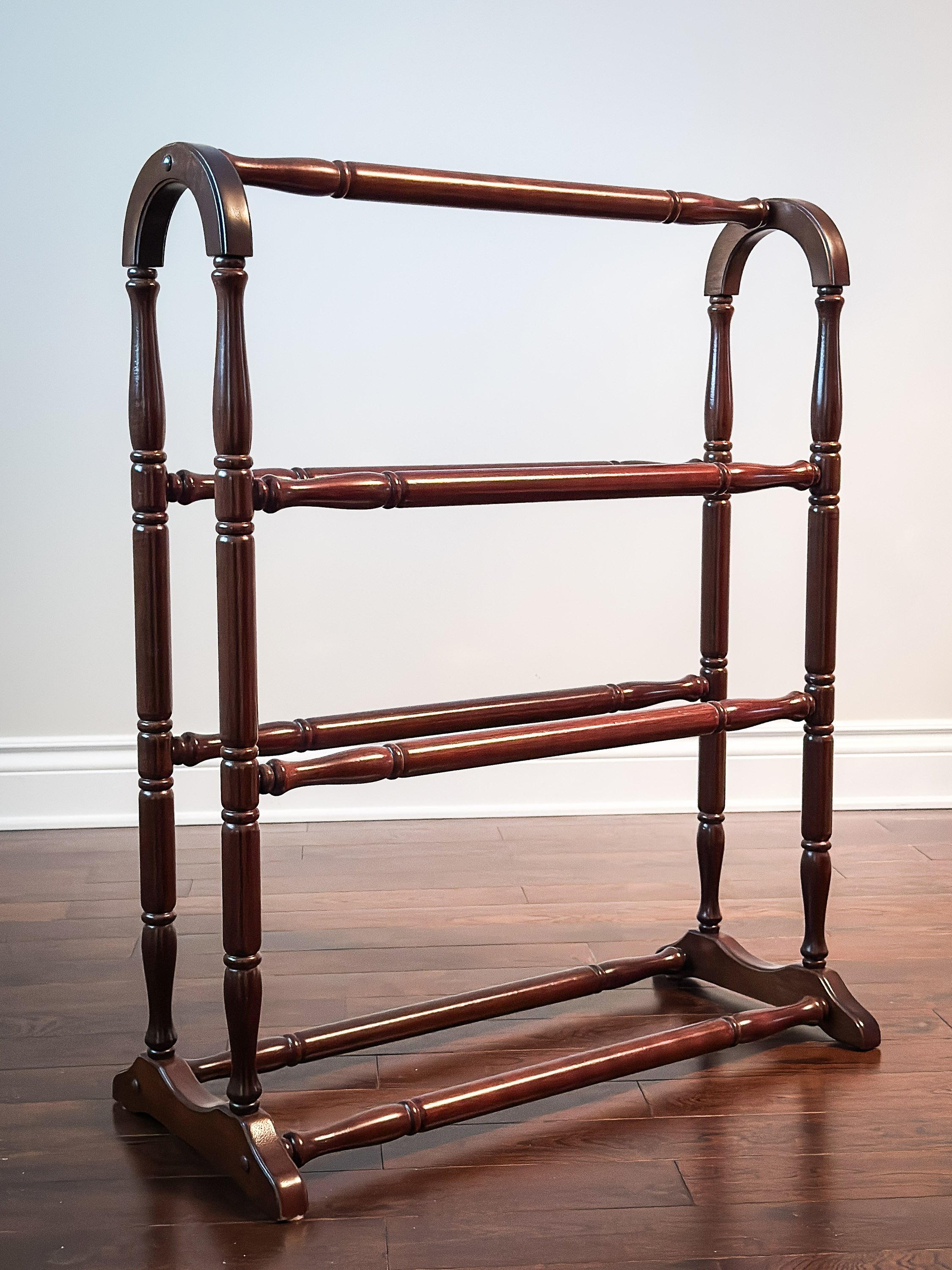 Bombay Company Quilt/Blanket Rack