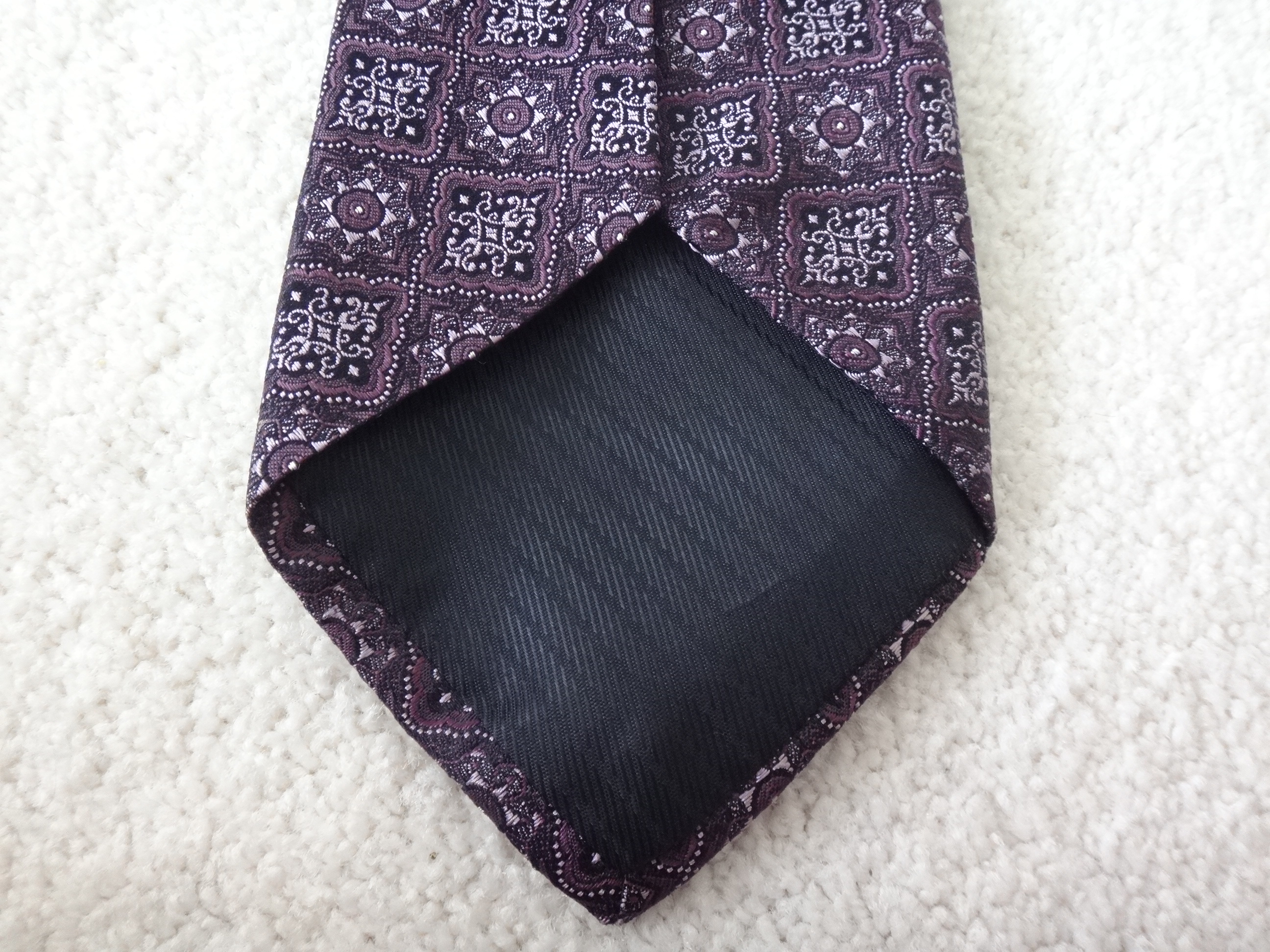 ✅👍🆕P E R R Y E L L I S Purple Pattern Silk Tie Made in Canada - photo 4
