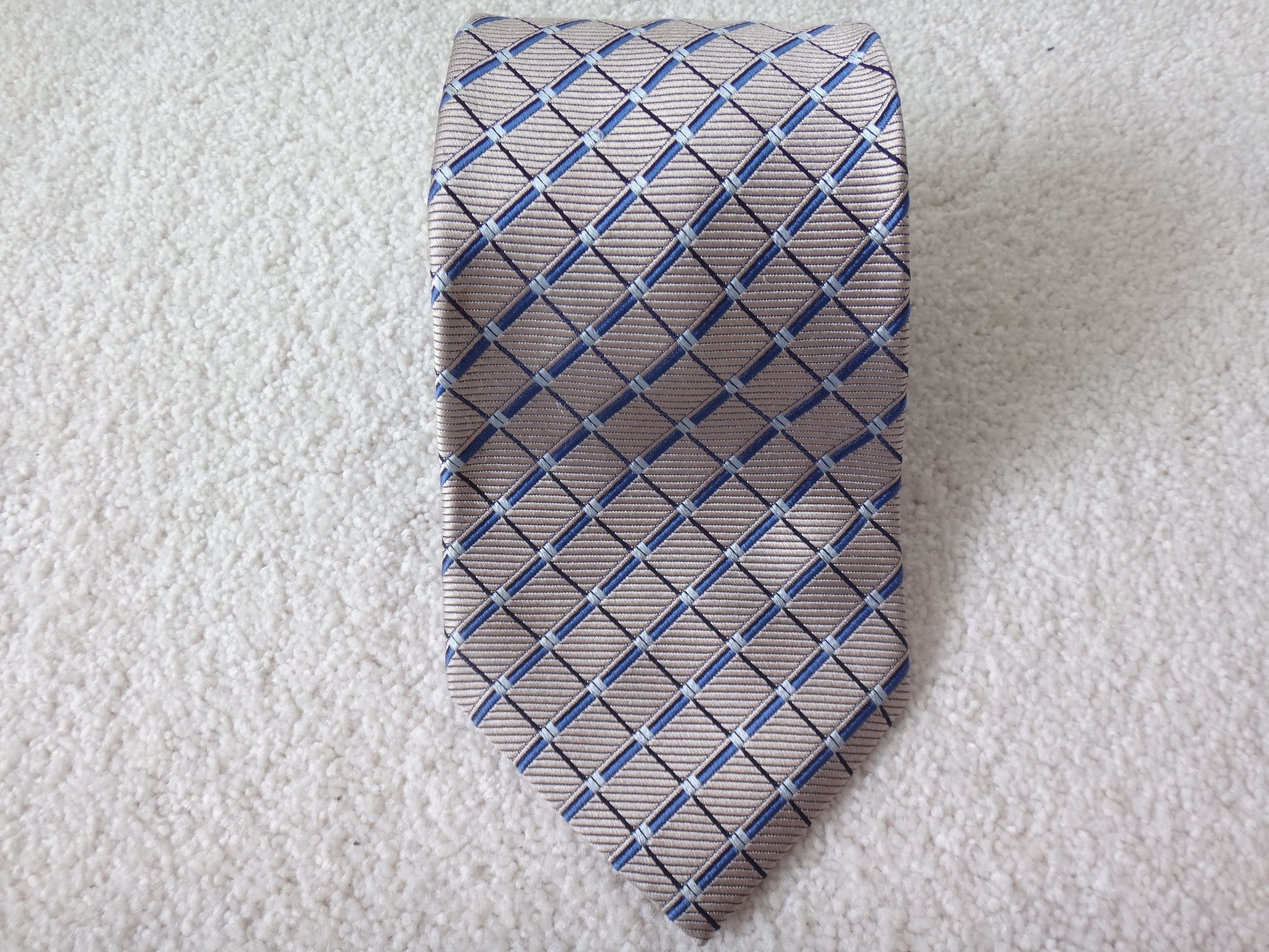 ✅♻️NAUTICA 100% Silk Pattern Tie Made in USA 🇺🇸