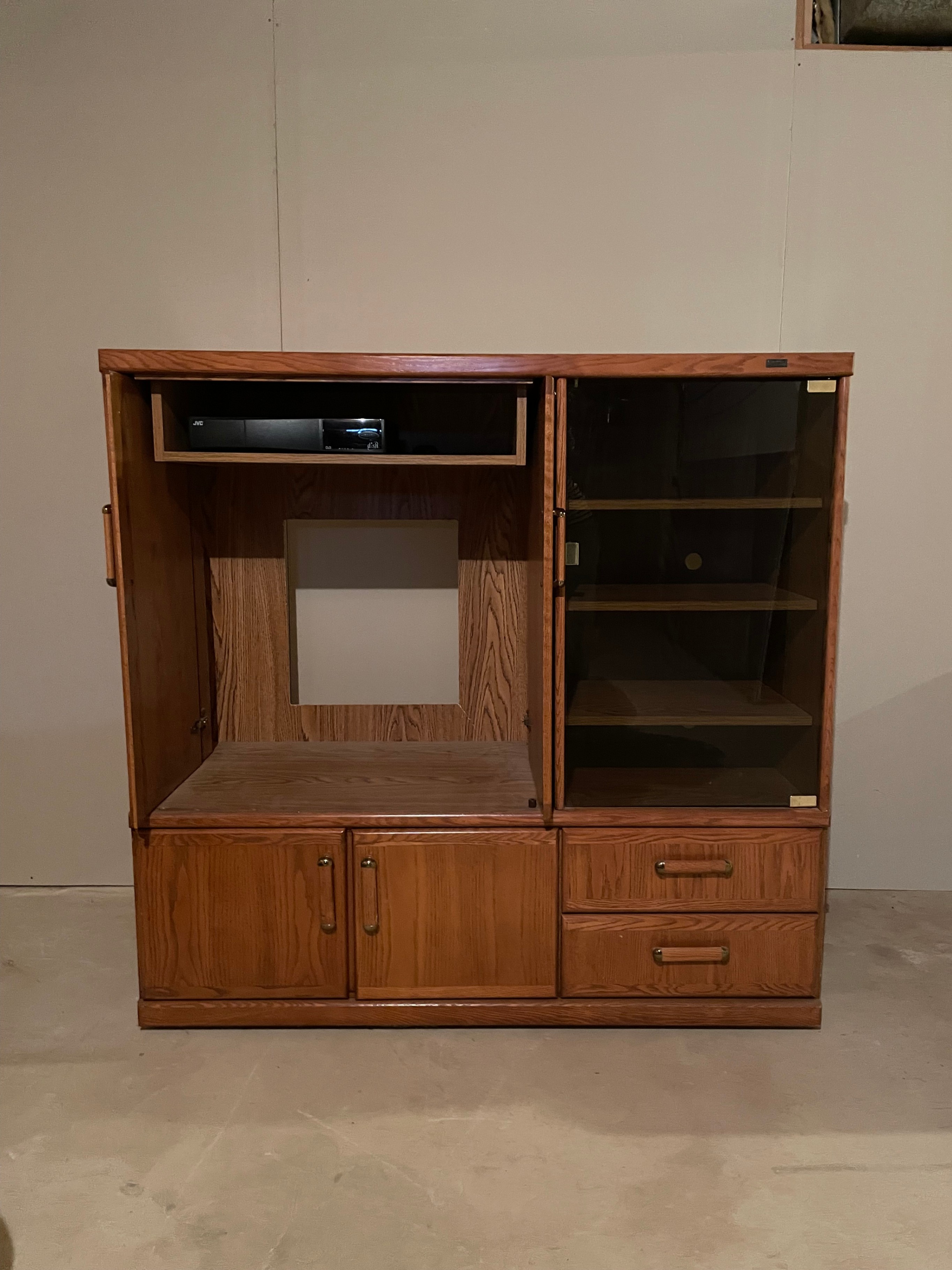 Solid Oak Entertainment Unit - photo 2