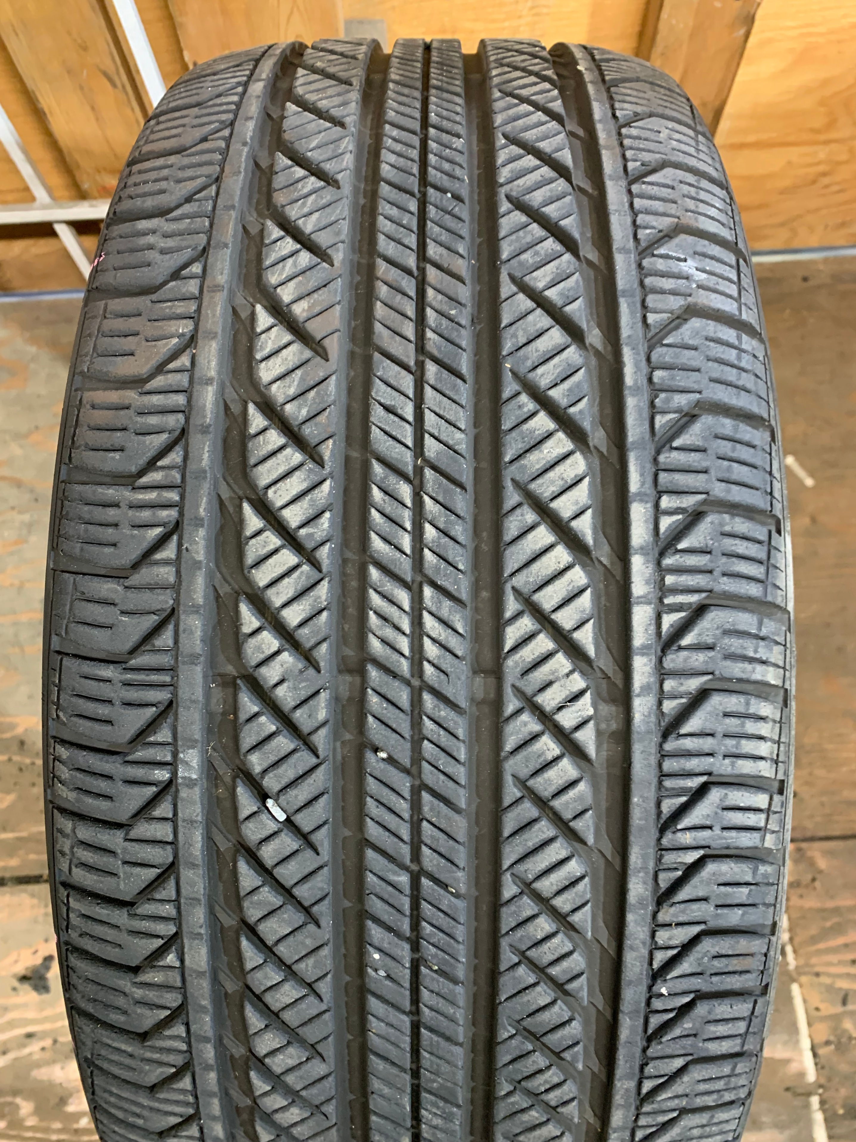 1 X single 245/40/19 Continental Pro contact GX SSR RFT 80%