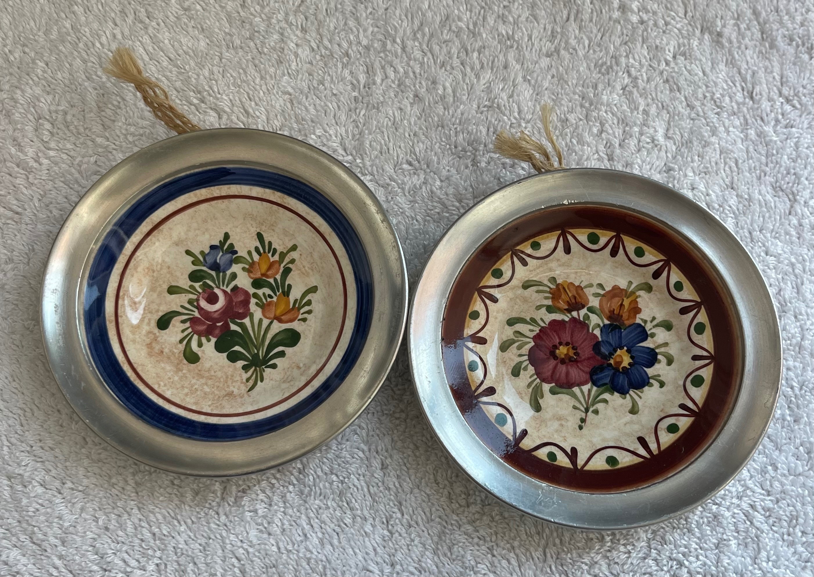 Vintage Austrian Hand-Painted Mini Plates — Set of 2 - photo 2