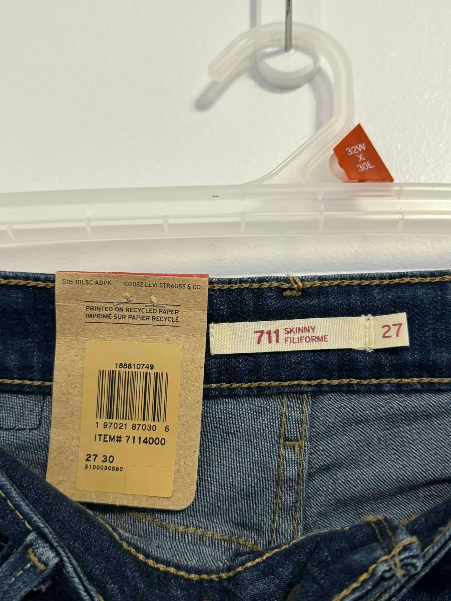 Brand-new LEVI's 711 Skinny Women with Tag - photo 2