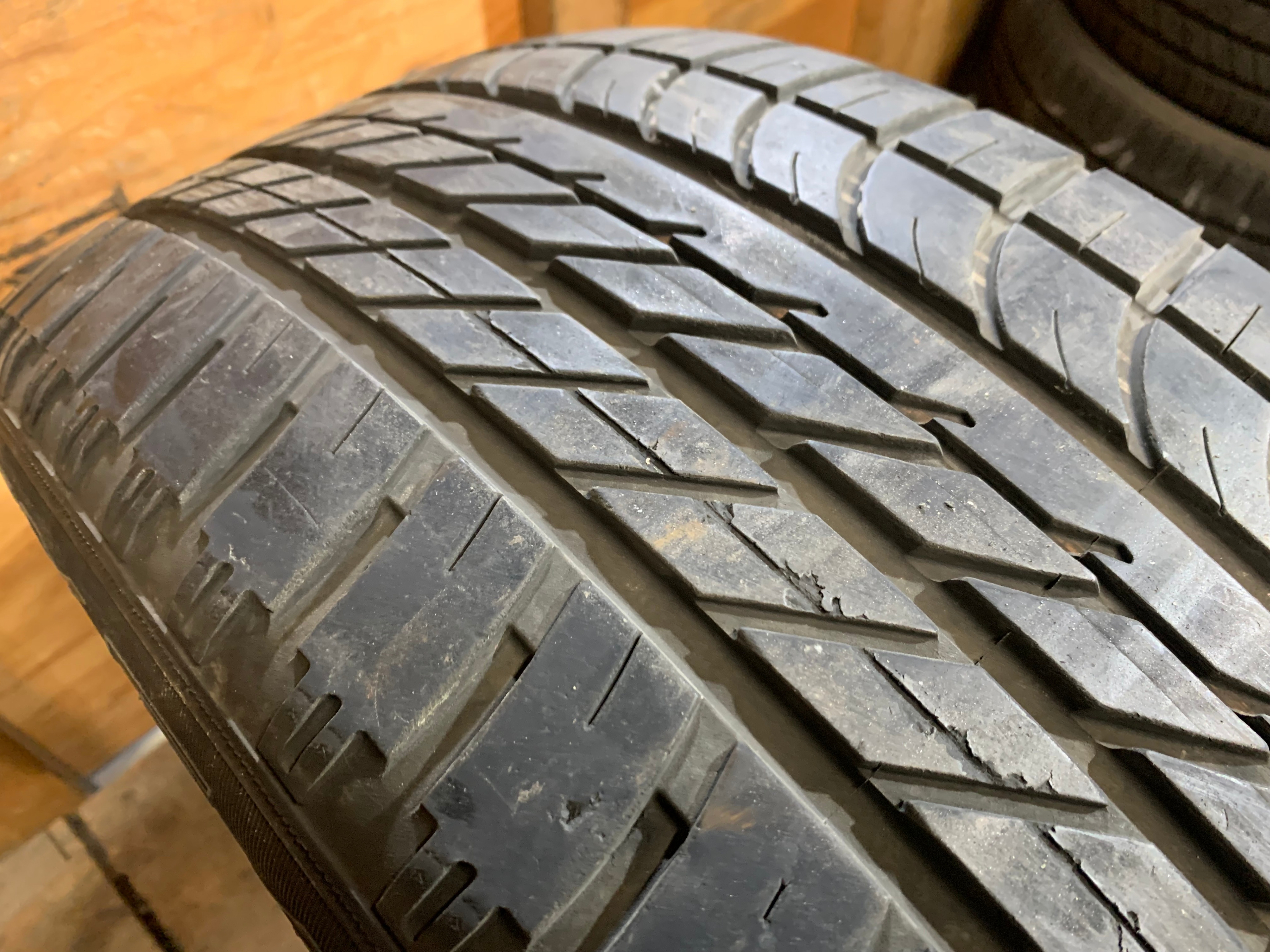 1 X single 275/45/21 Goodyear Eagle F1 Assymetric 4X4 SUV w 80% - photo 4