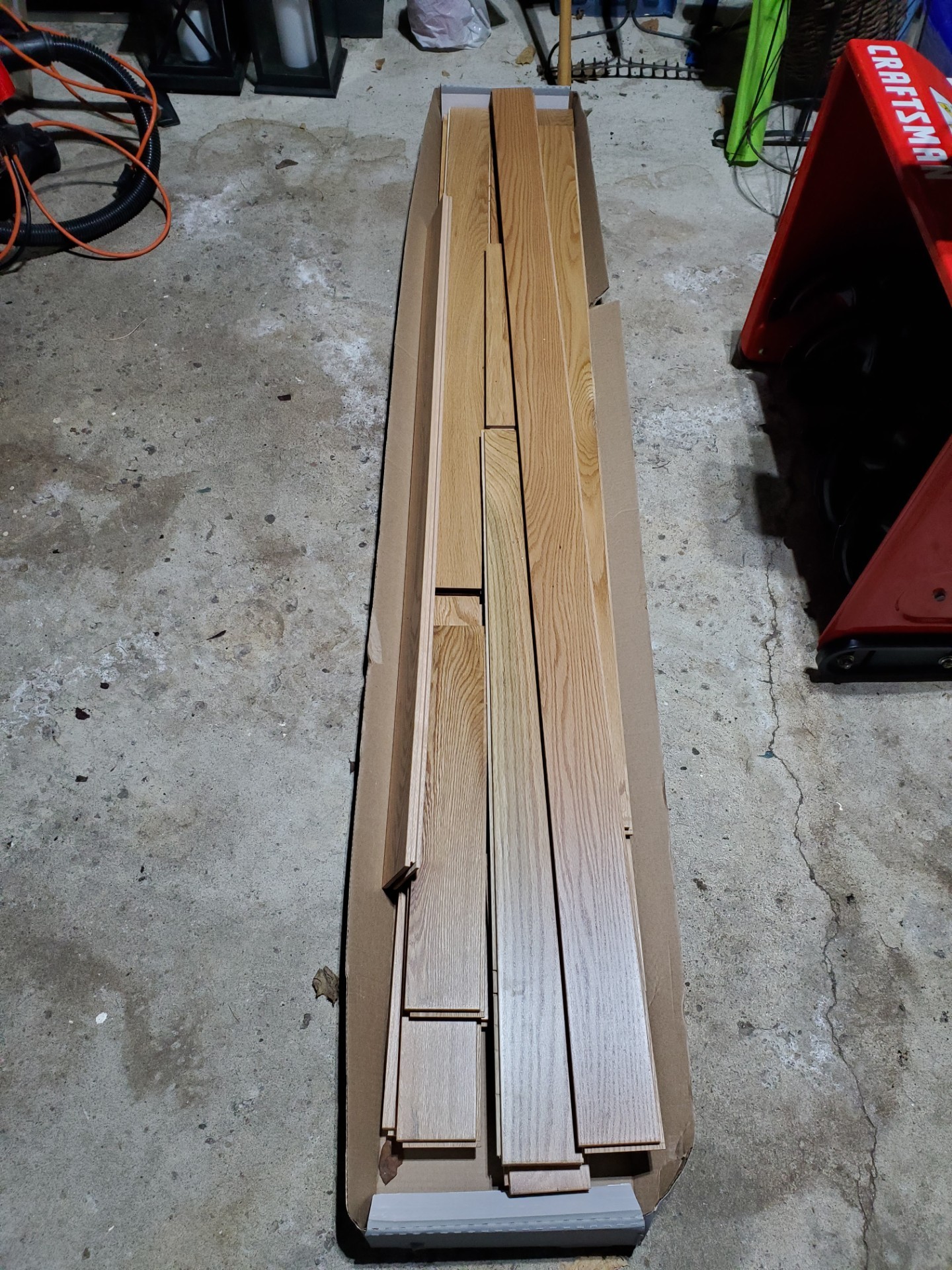 Partial box of 3-1/4" Red Oak tongue & groove Flooring