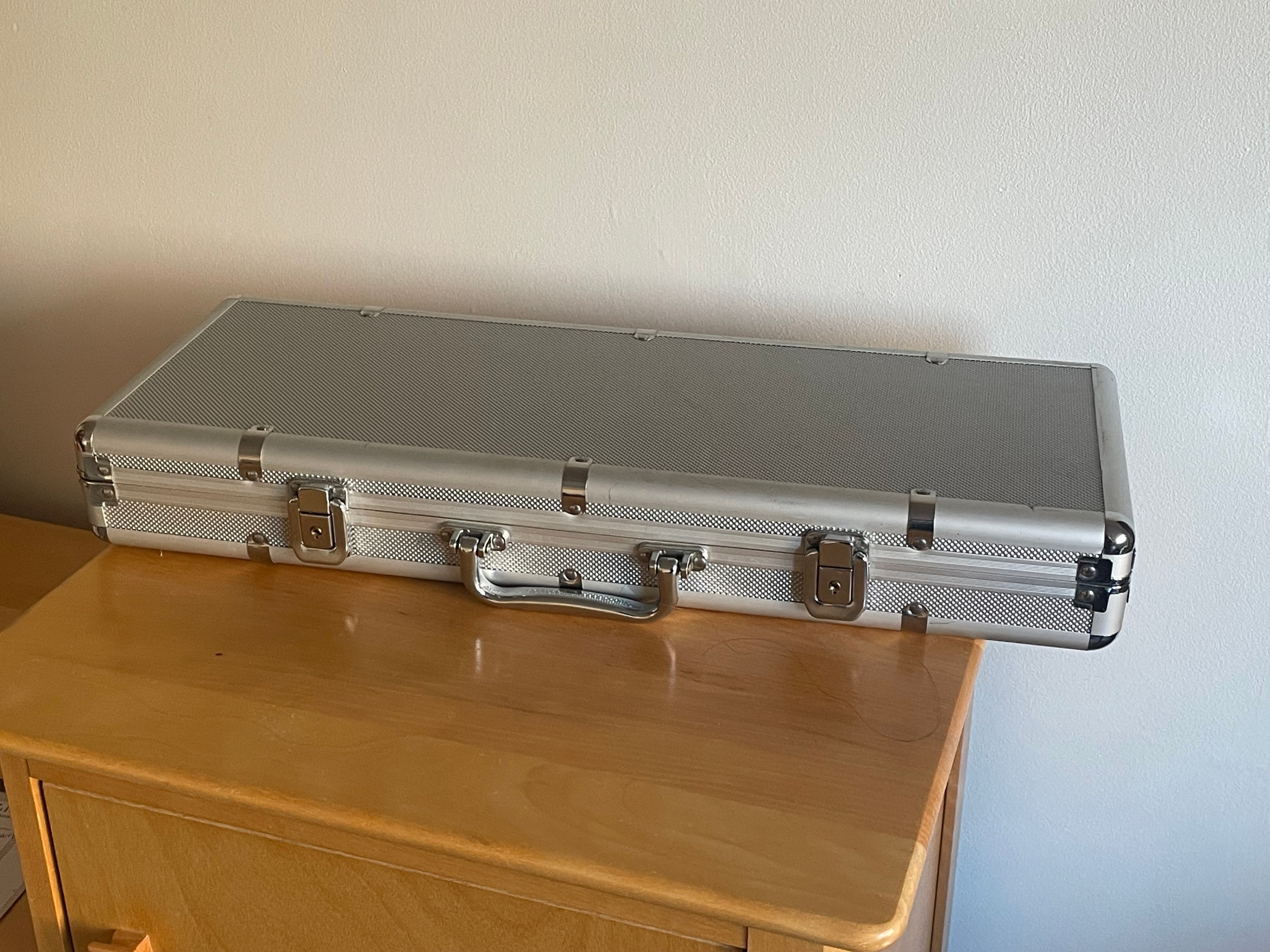 Poker Chip Set with Case - photo 2