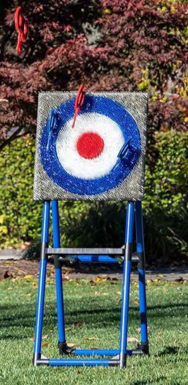 Axe throw target game