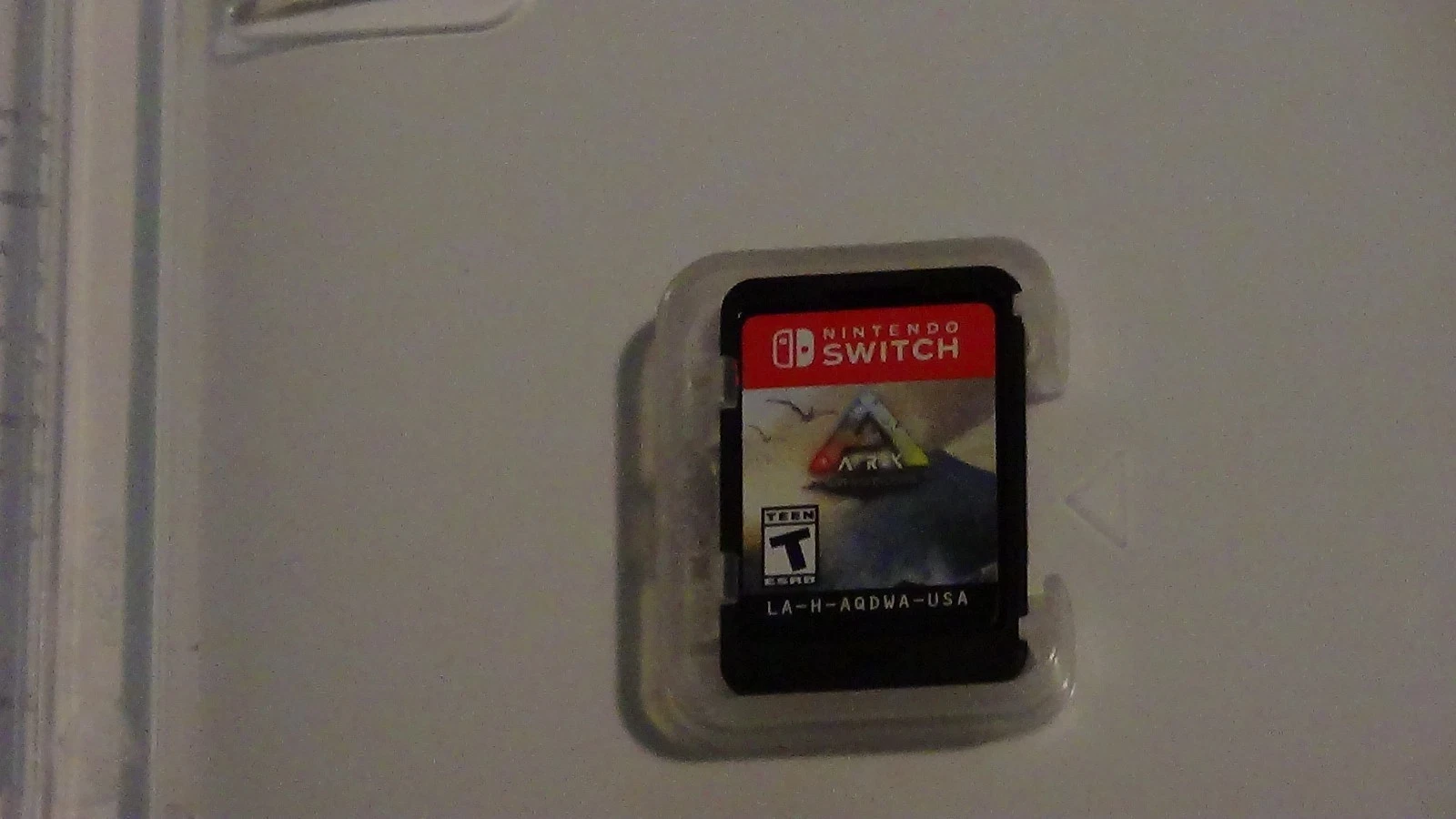 Ark: Survival Evolved (Nintendo Switch, 2018) - photo 3