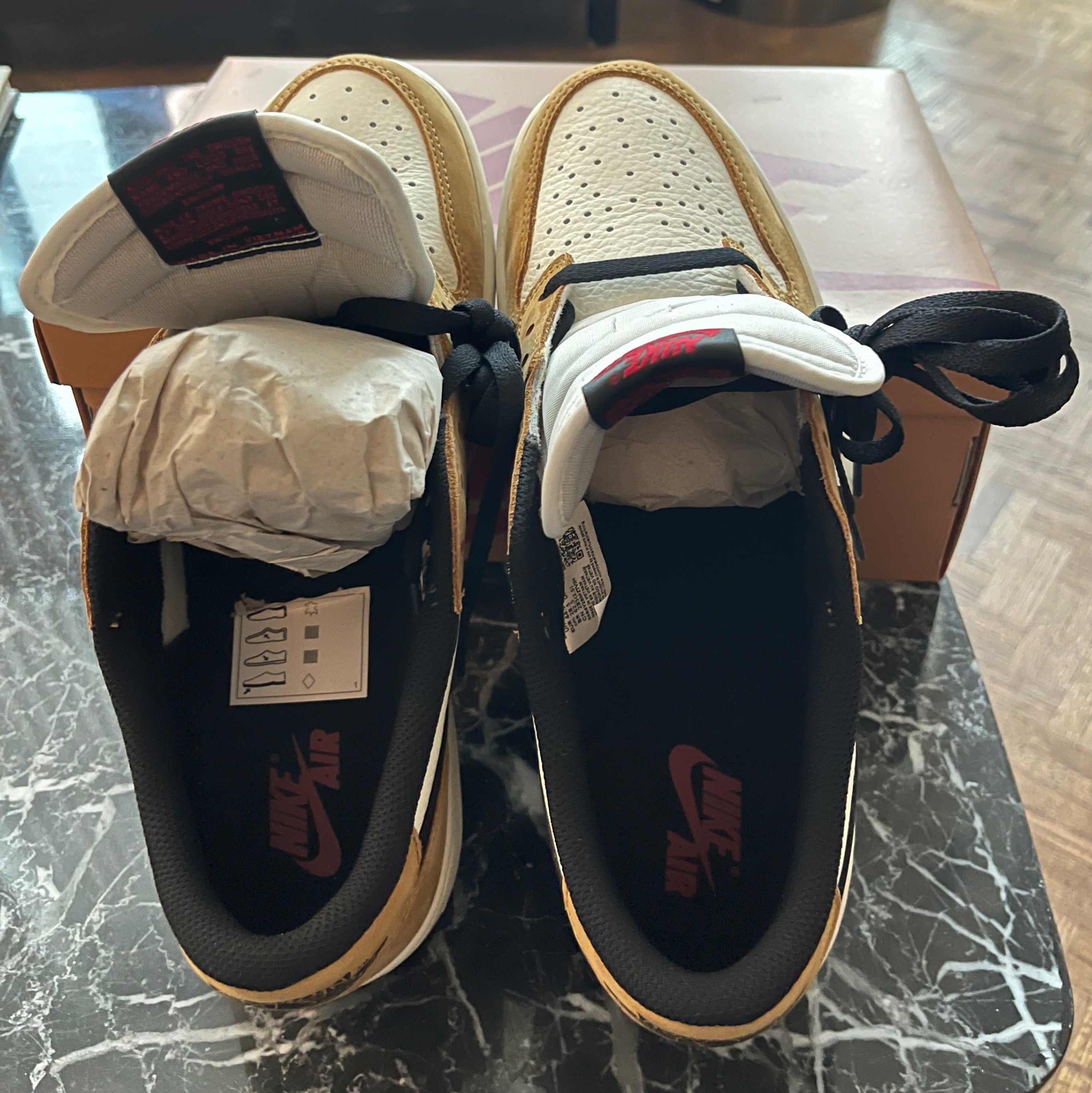 Brand New Jordan 1 Low "Rookie of the Year" - Size 10.5 - photo 5