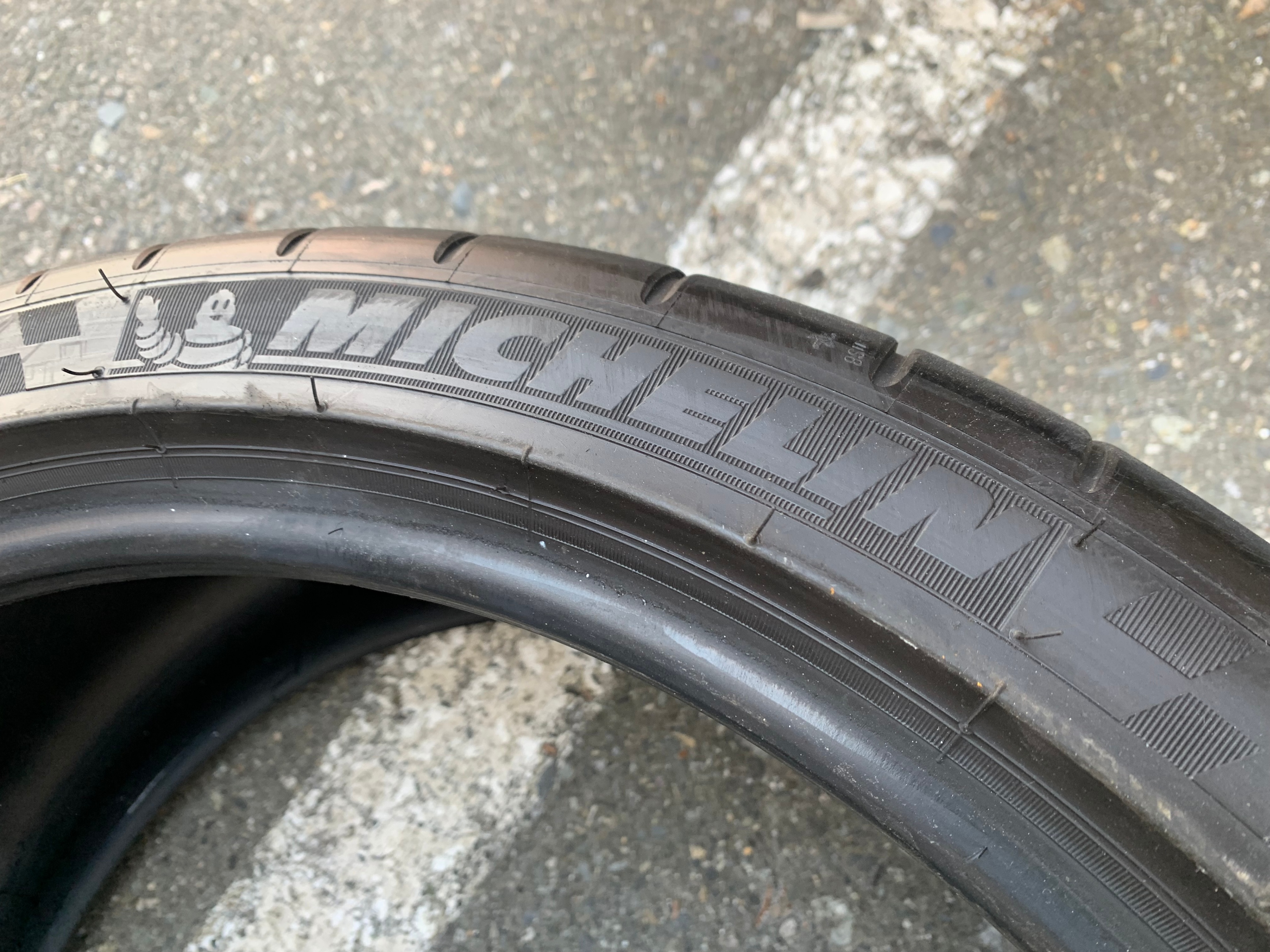 PAIR of 255/35/19 96Y XL Michelin Pilot Super Sport with 65% - photo 5