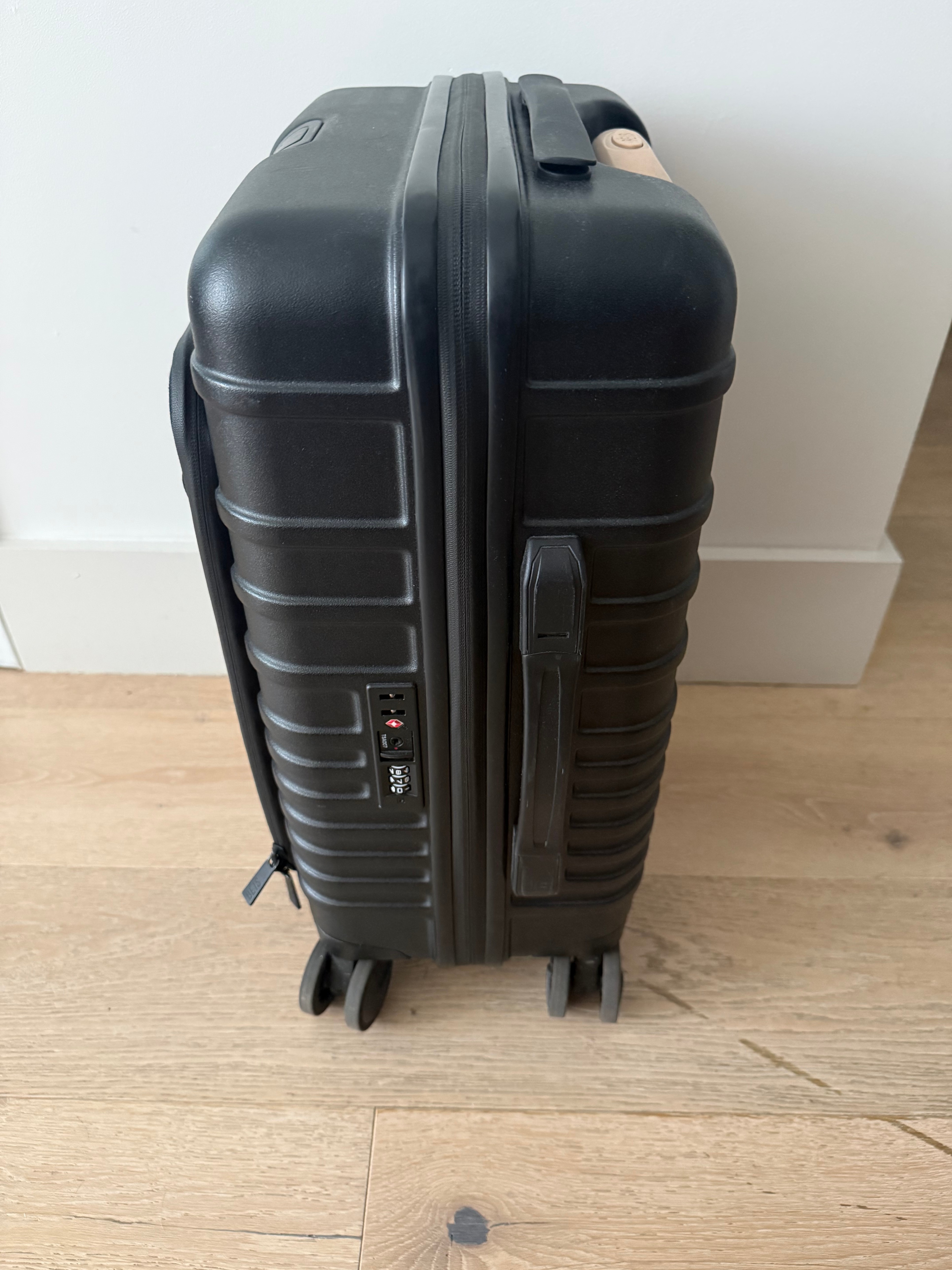The Front Pocket Carry-On Roller - BEIS - photo 2