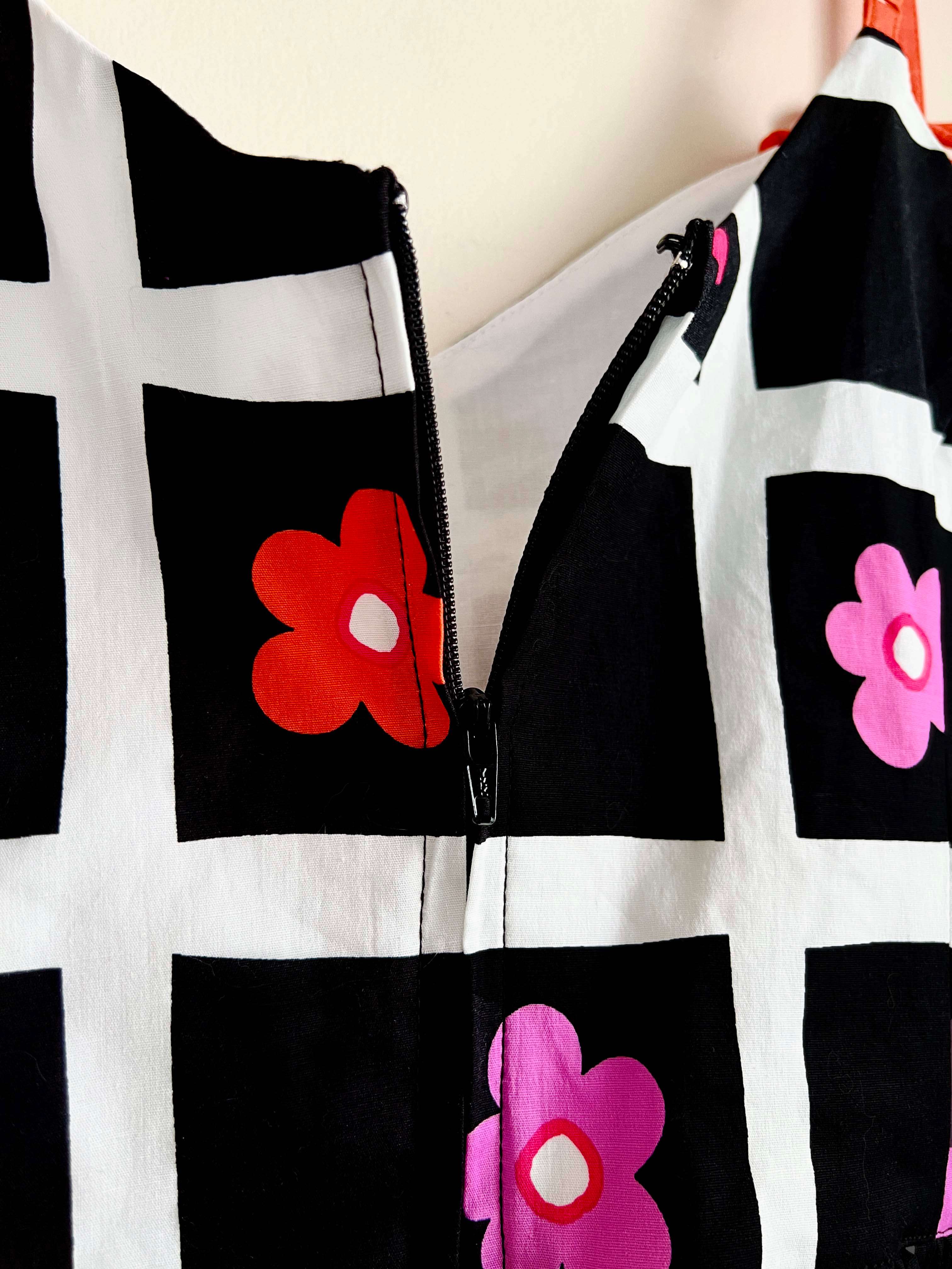 Black & White Checkered Flowers Strap Dress by Hell Bunny - photo 5