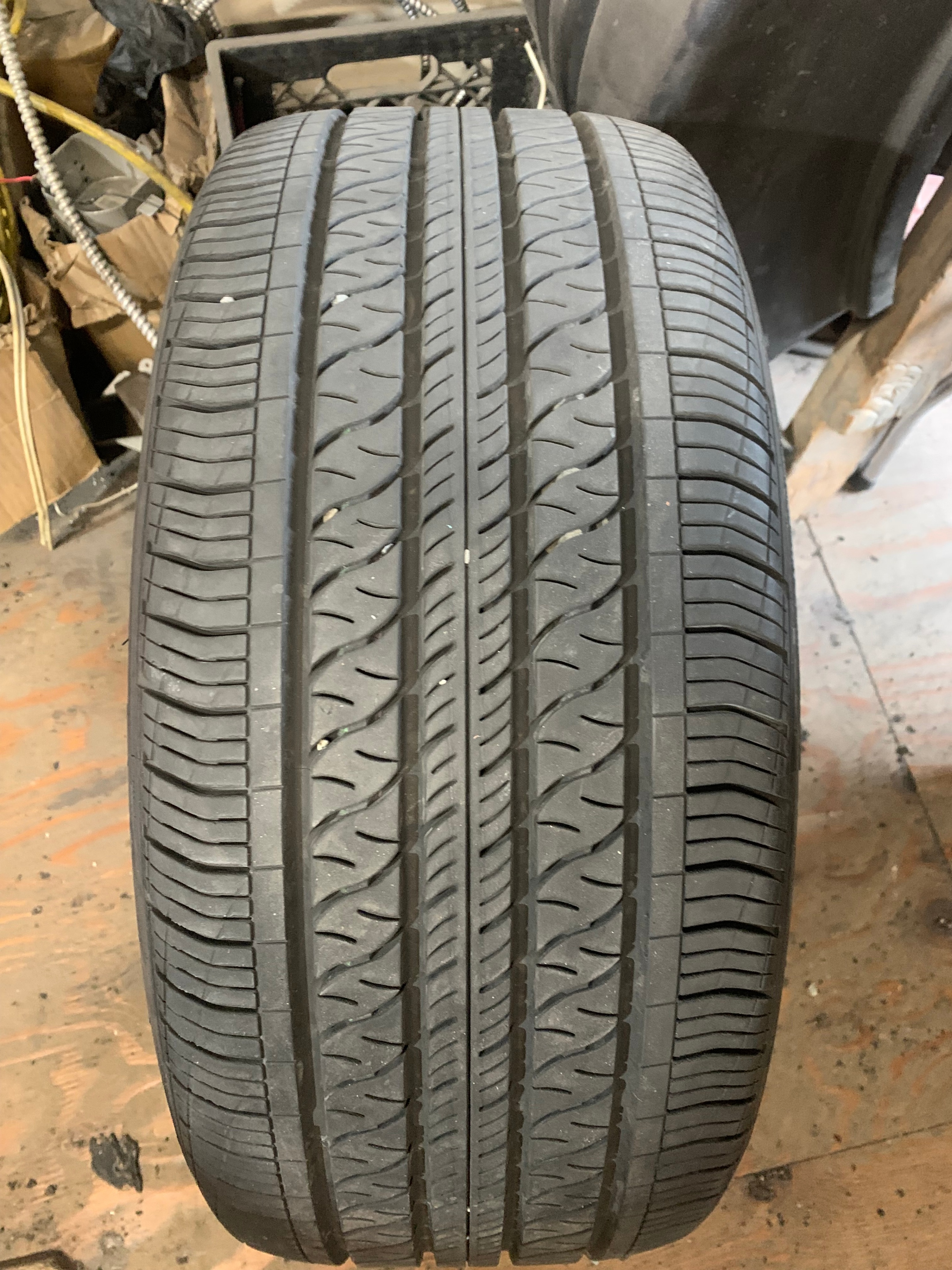 1 X single 235/40/18 Continental Pro contact RX with 80% tread