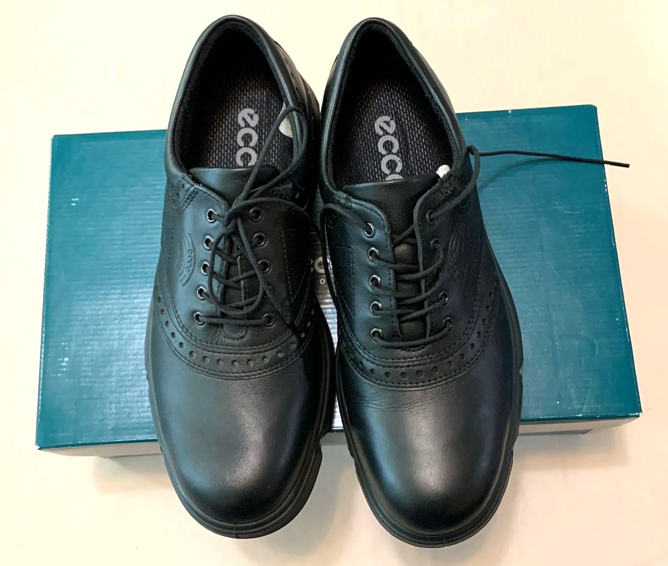 NEW ECCO Men Hydromax Golf Shoes EU 42 (US 8.5-9) + Spare Spikes