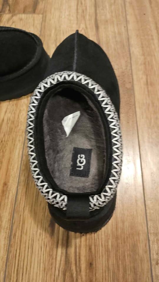 UGG Women's Black Platform Tasman Slippers - Size 5 - photo 2