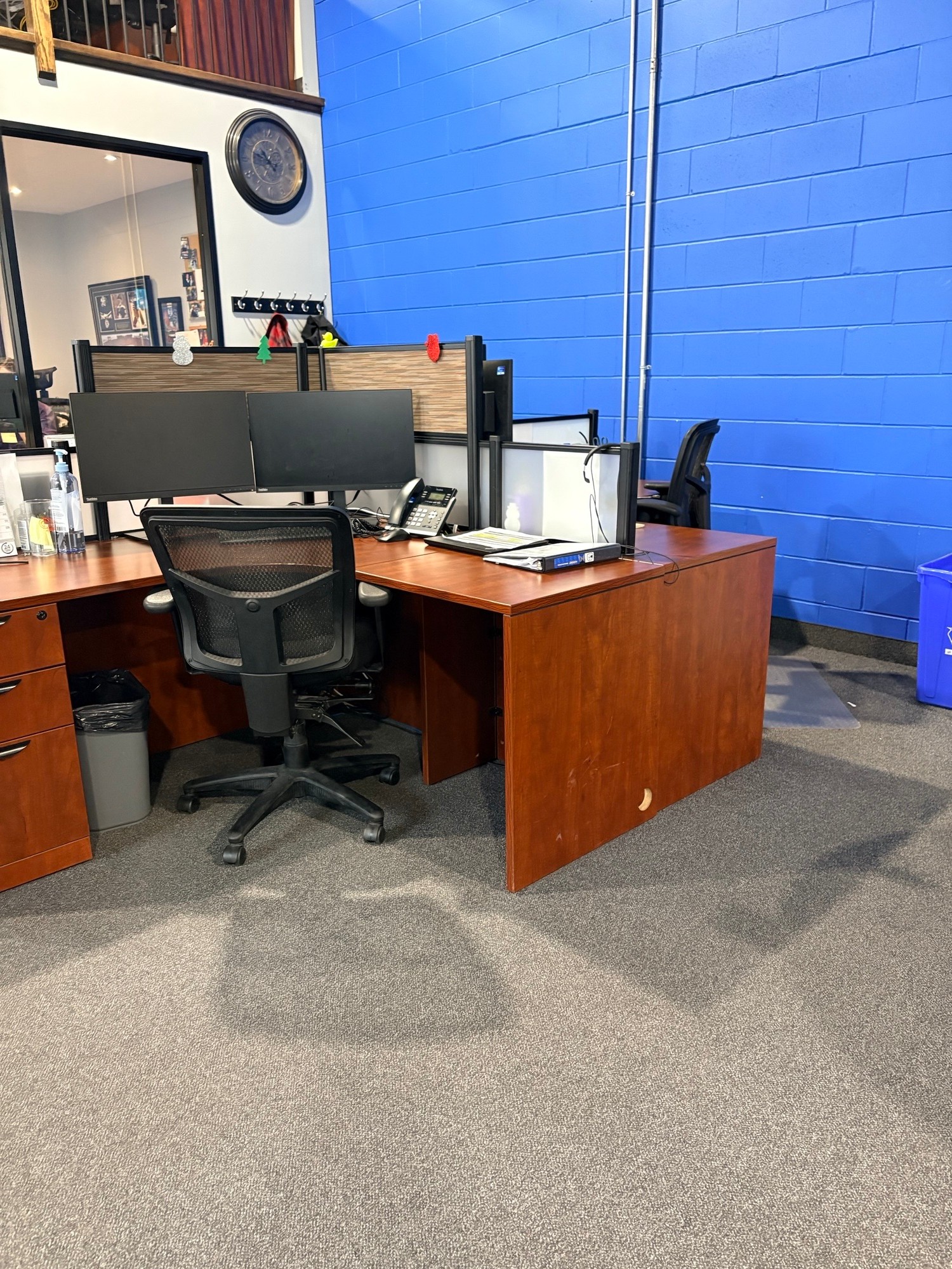 Classic L-Shaped Desk