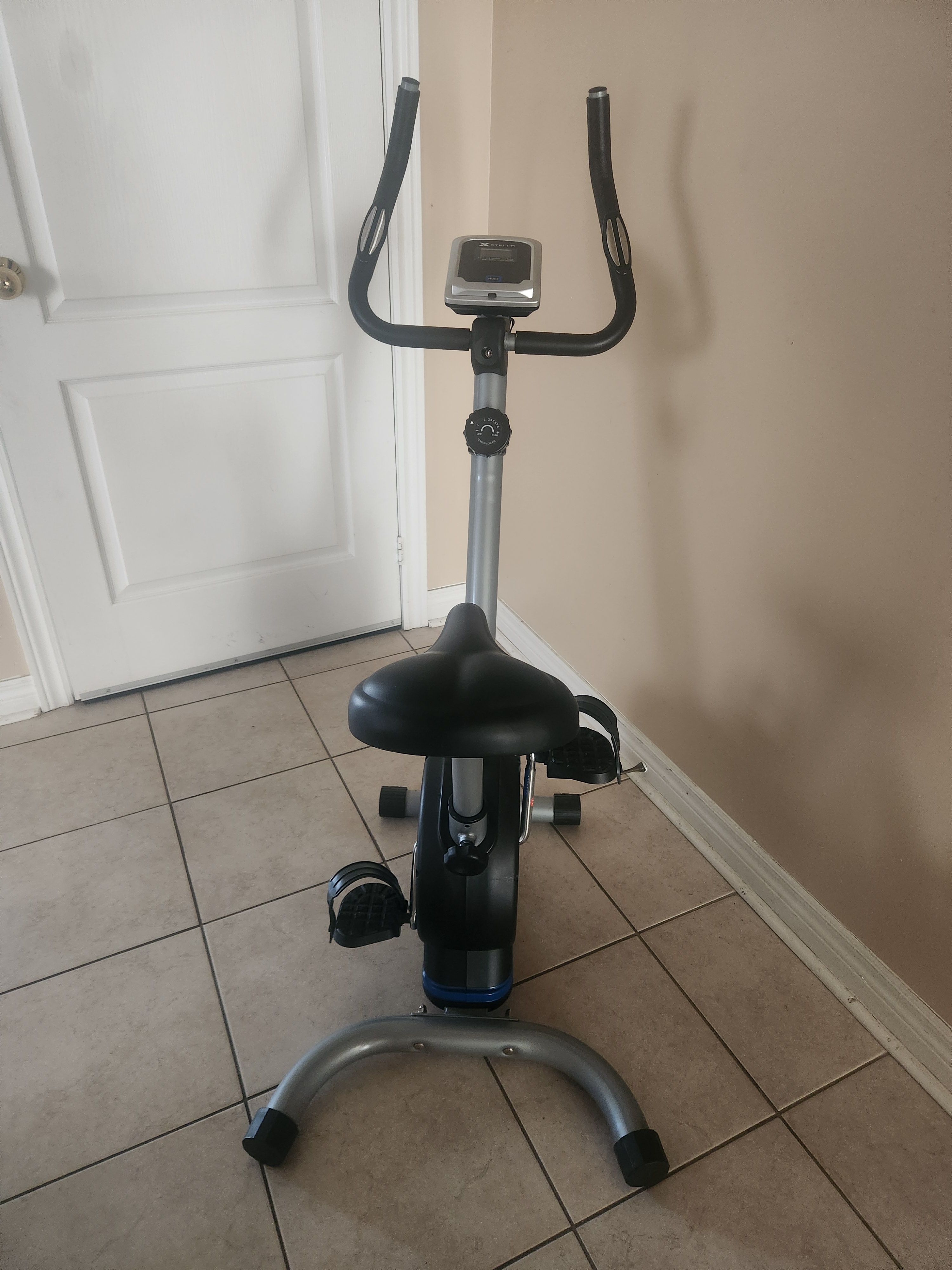 XTERRA Stationary Exercise Bike