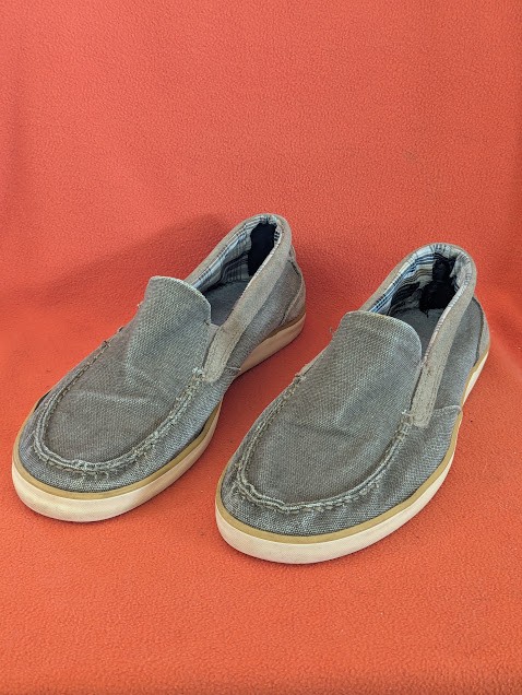 Size 10.5 mens slip-on cloth-upper, rubber-soled, Clark shoes