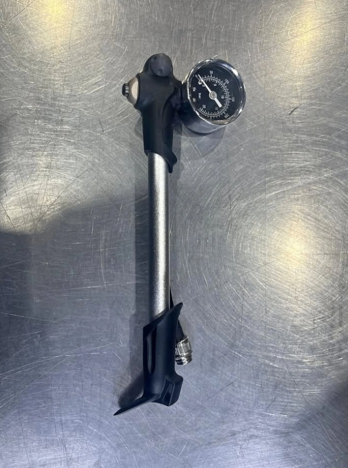 Suspension Bike Pump with Gauge