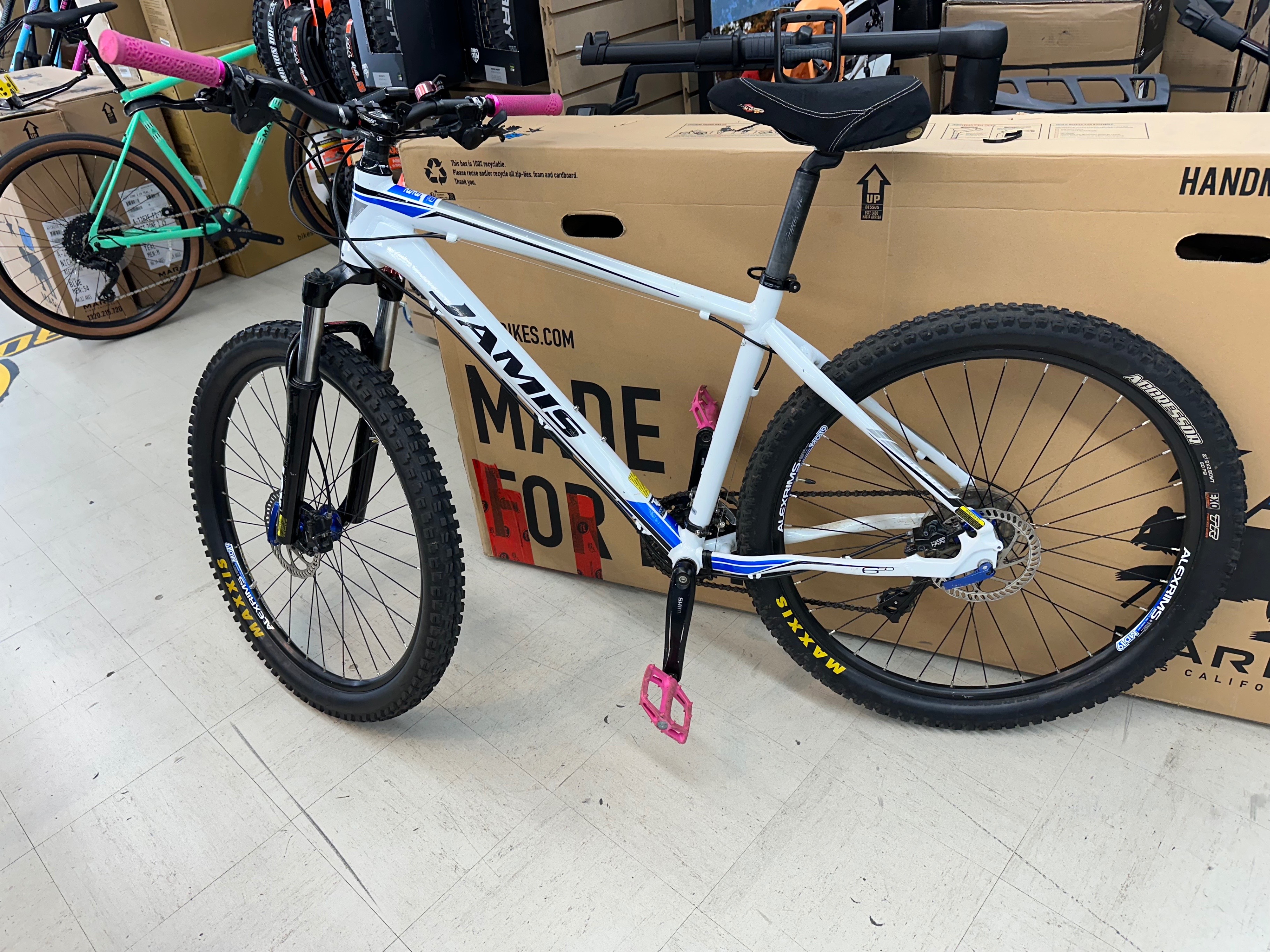 2014 Jamis Nemesis 650 Sport Mountain Bike - photo 4
