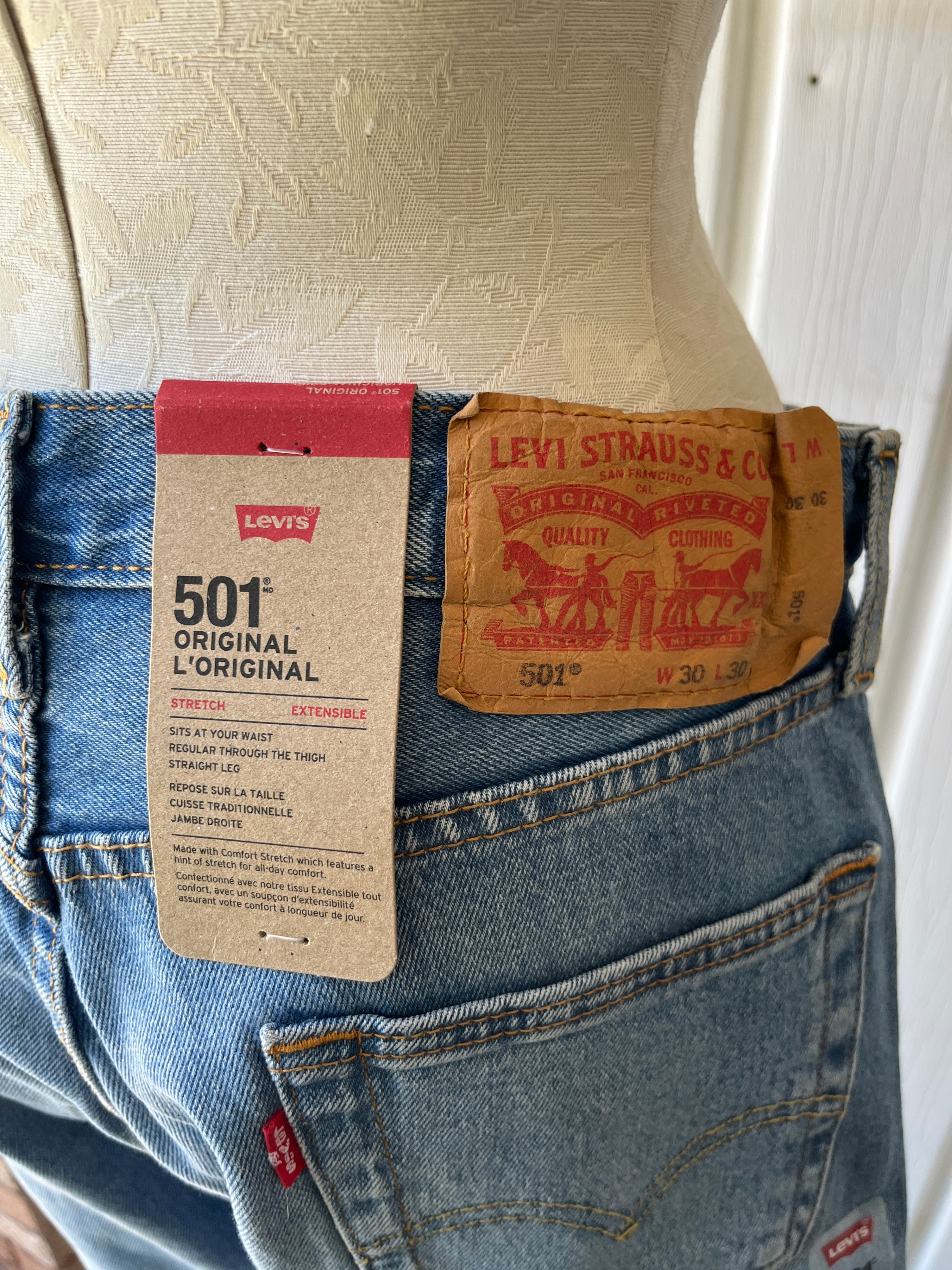 Levi's 501 Original Fit Jeans - Size 30x30 - photo 3