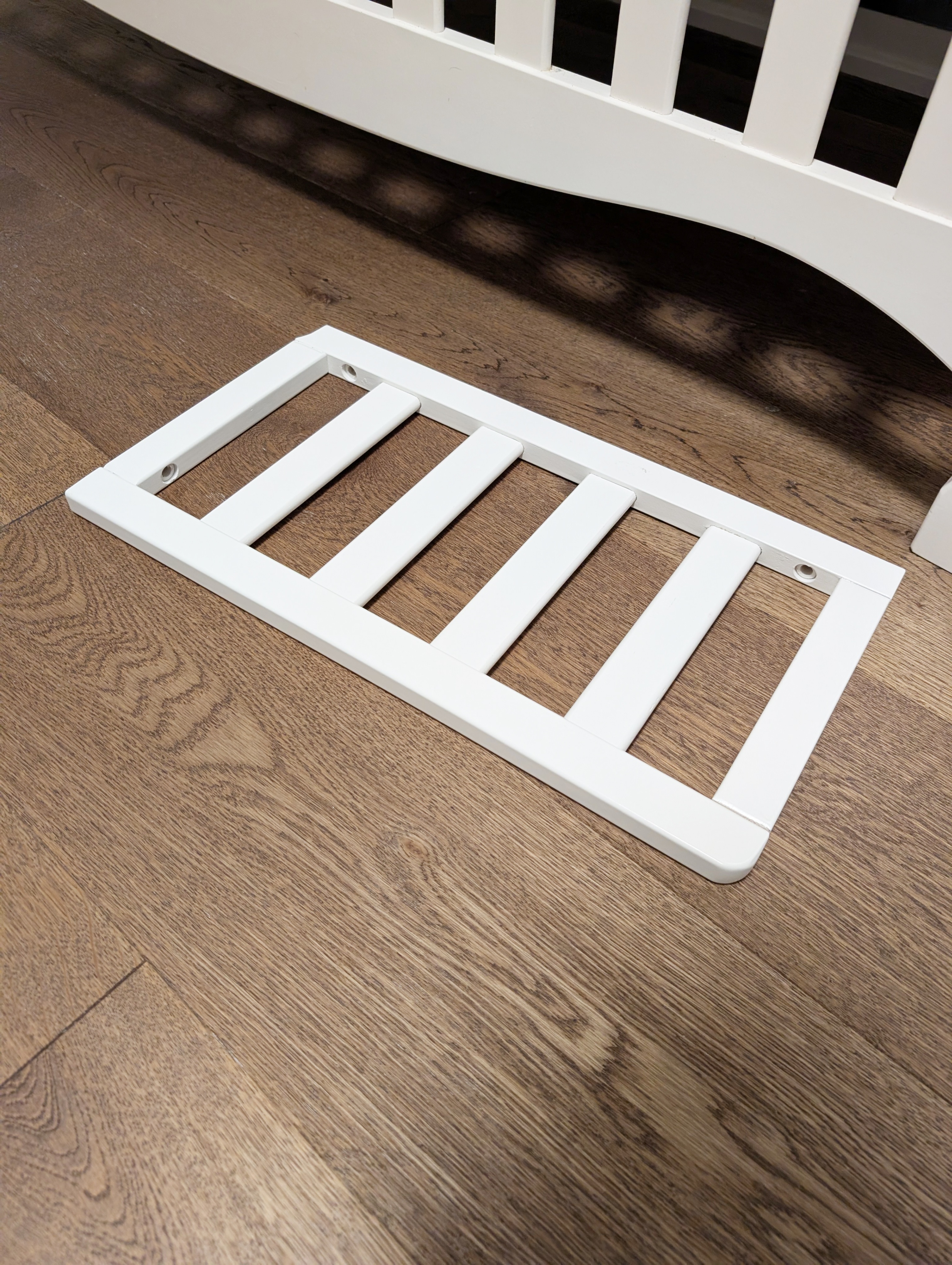 Baby crib set (crib + sealy mattress + 3 protectors + 3 sheets) - photo 4