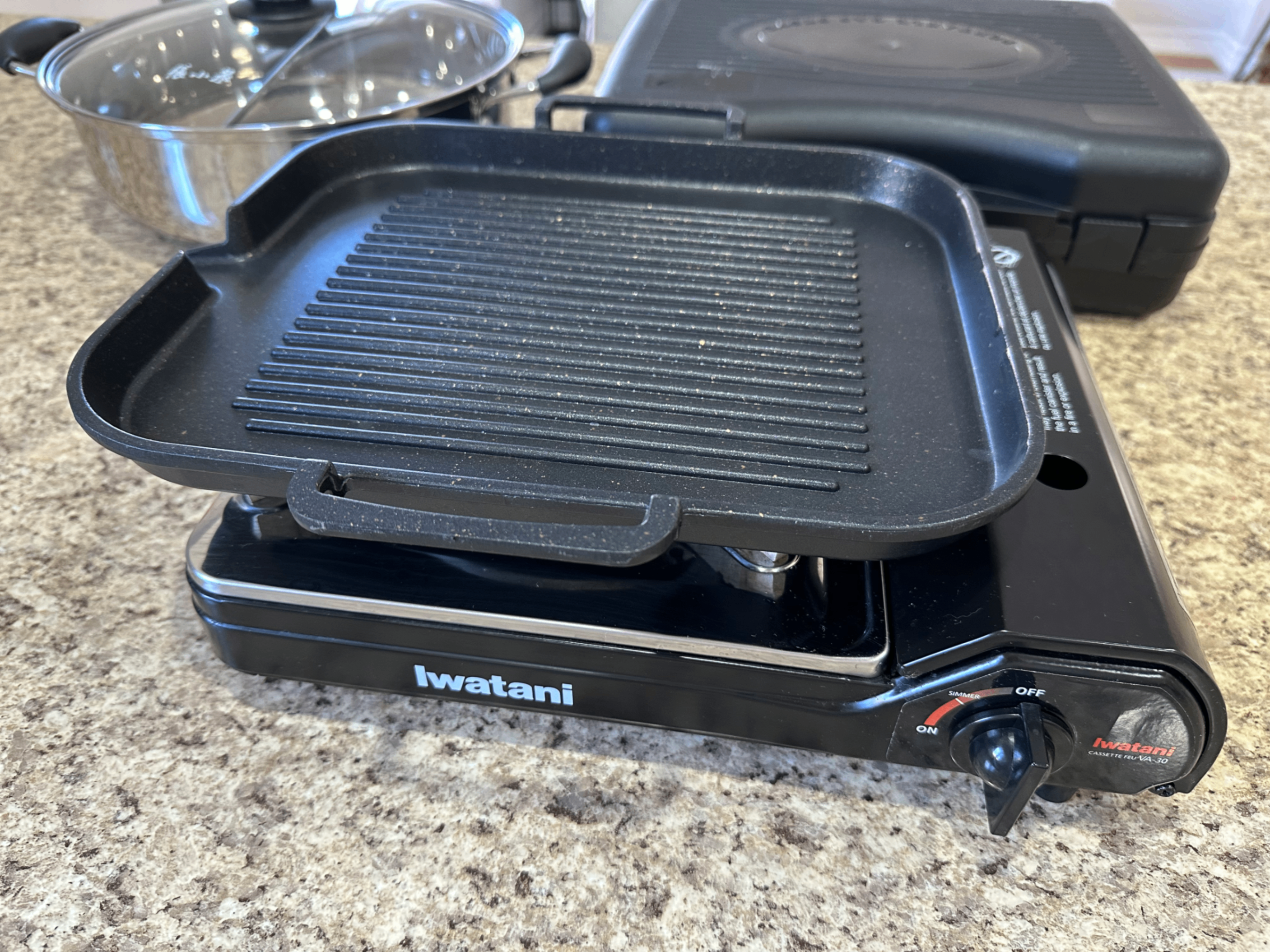 Iwatani Portable Gas Stove + Hot Pot & Grill Pan Set - photo 5