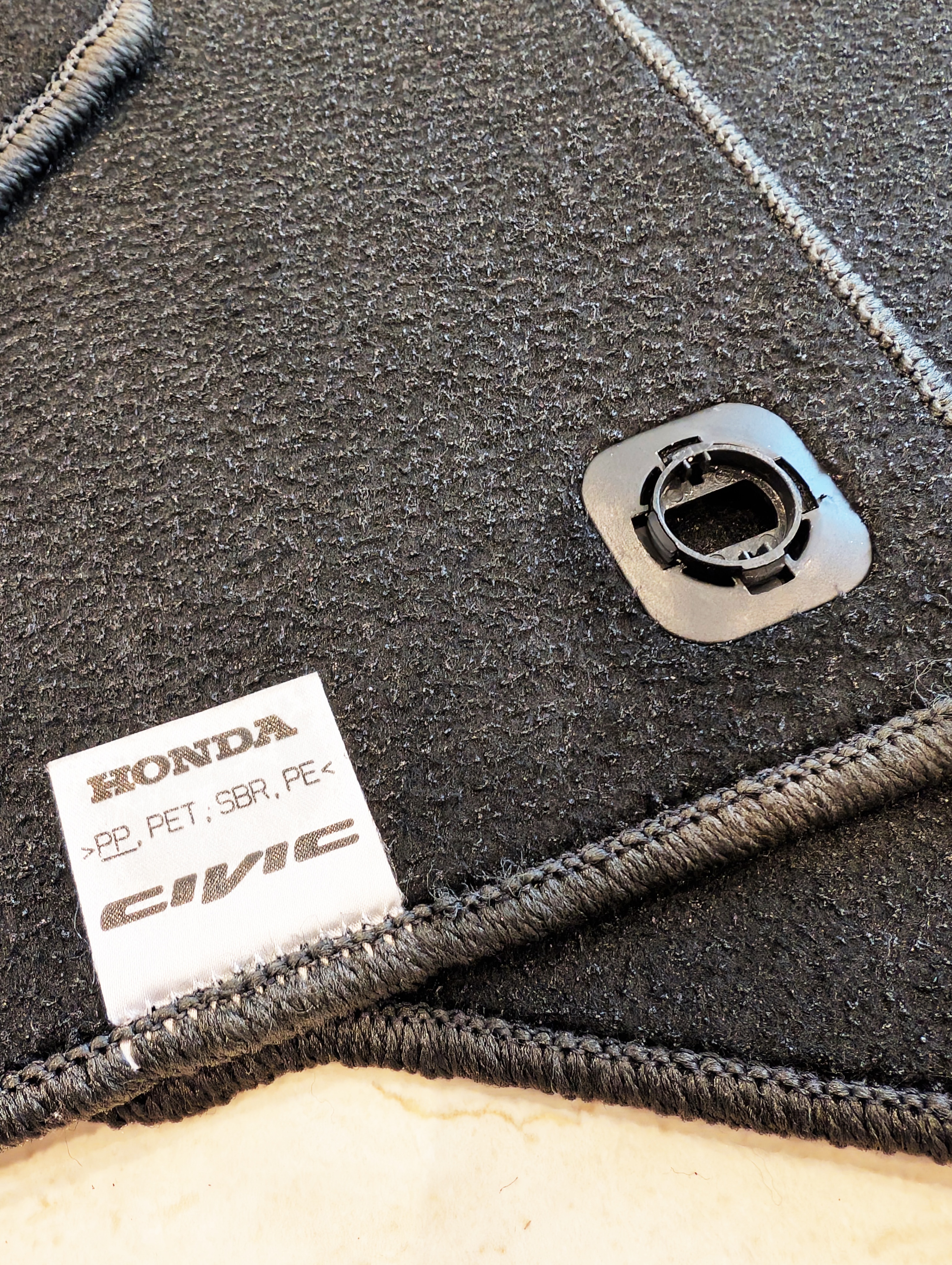 Honda civic 10th gen floor carpet liner OEM - photo 3