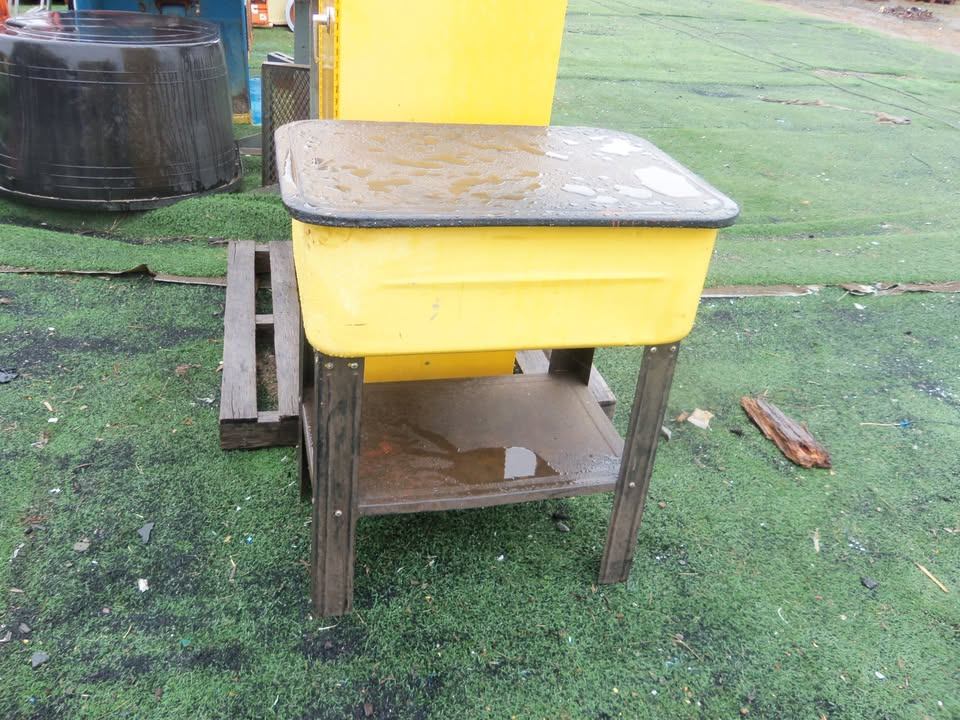 Power Fist 20 gal Parts Washer