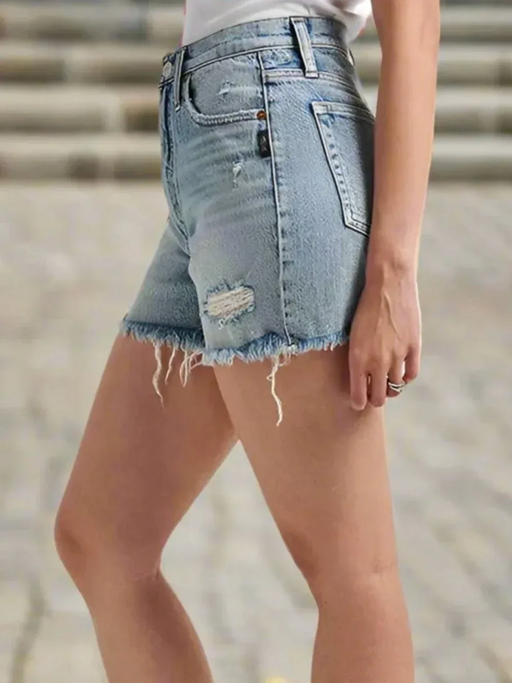 Silver Jeans 90'S BAGGY LIGHT INDIGO DENIM SHORT - New - Size 25 - photo 3