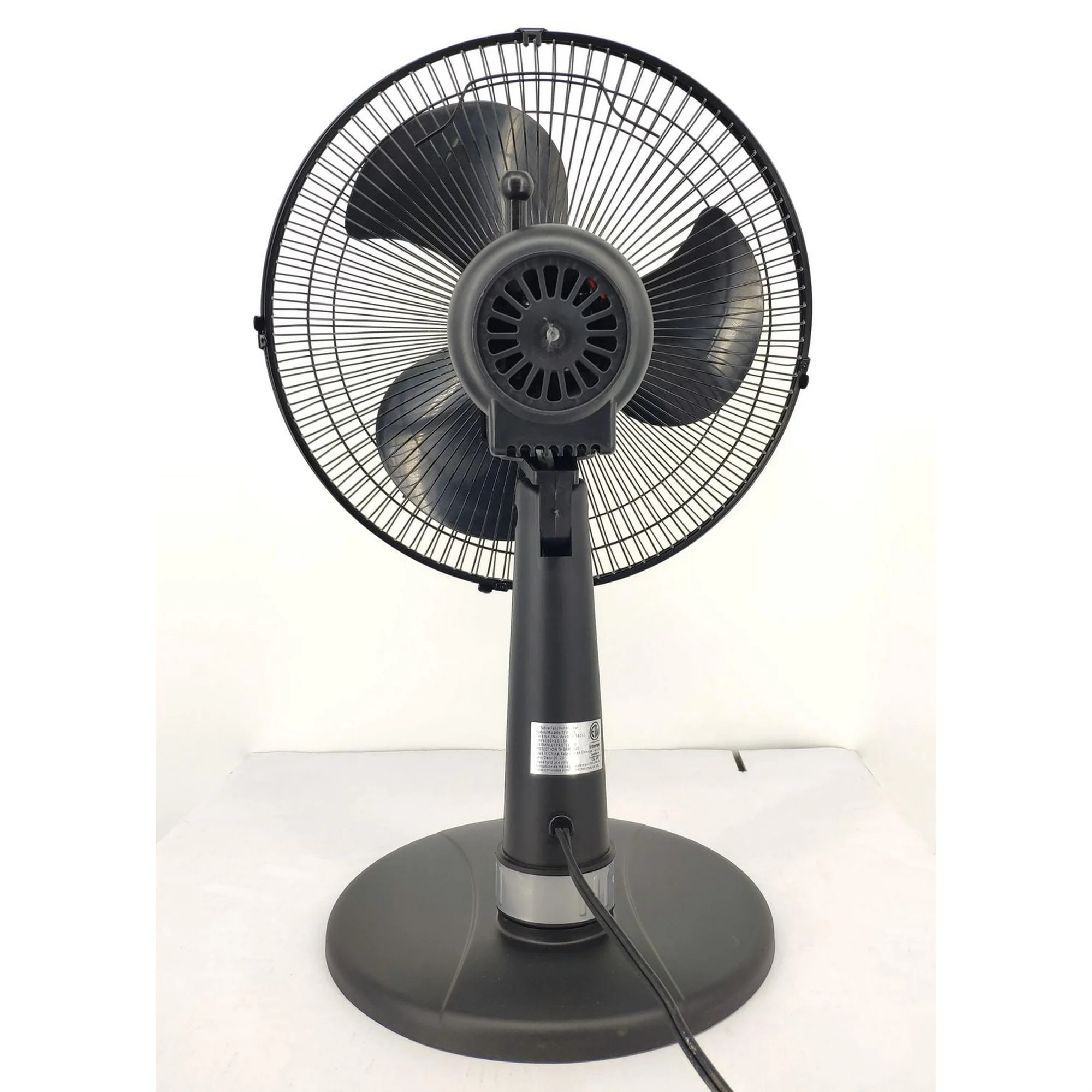 MAINSTAYS 12" Table Fan – Black - photo 4
