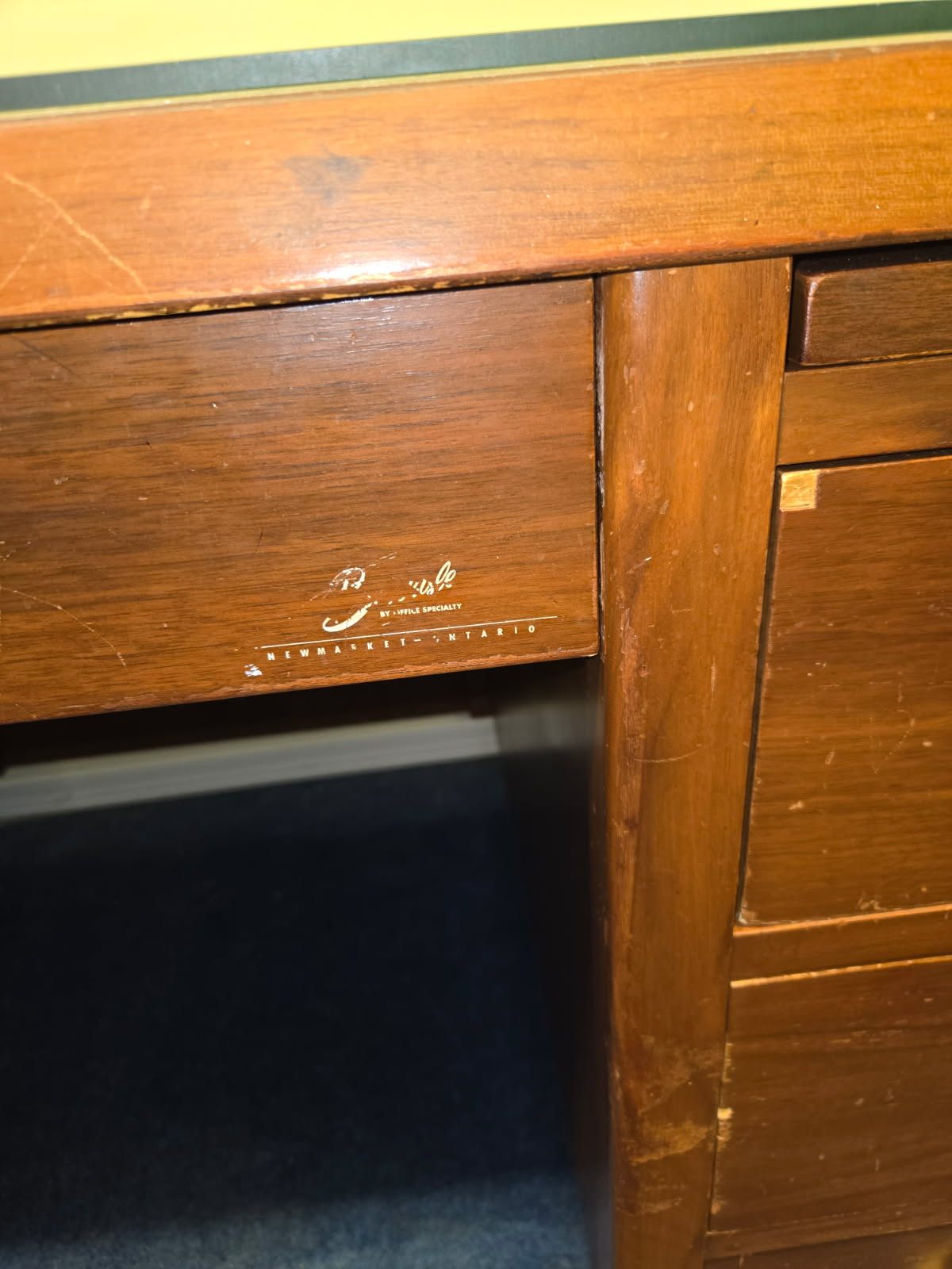 1940s Solid Walnut Executive Desk & Oak Swivel Chair - photo 3