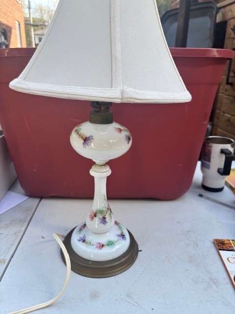 Vintage Oil Lamp converted to Electric Lamp